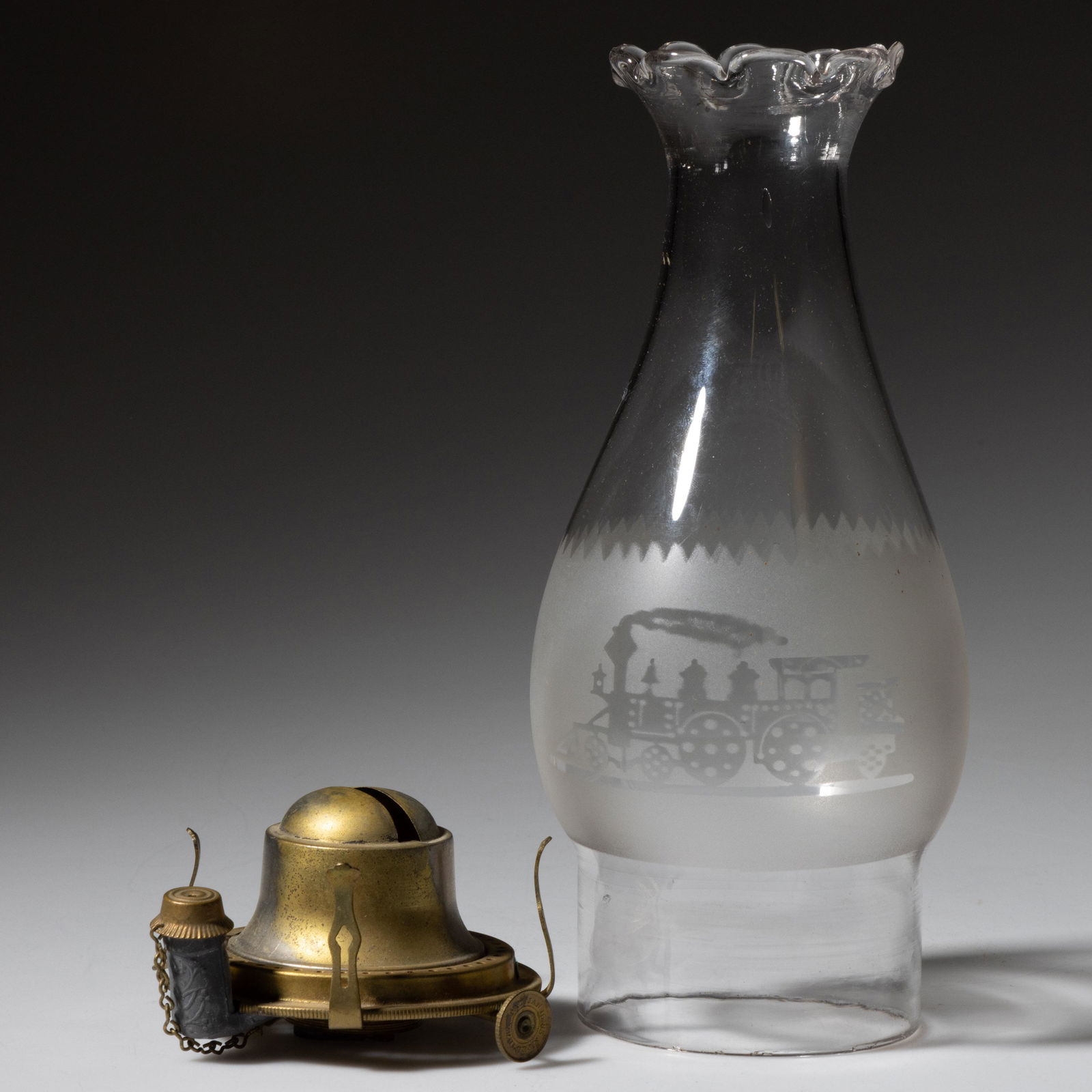 ACID-ETCHED TRAIN DECORATED NO. 2 SLIP CHIMNEY AND BURNER SETUP (1 of 1)