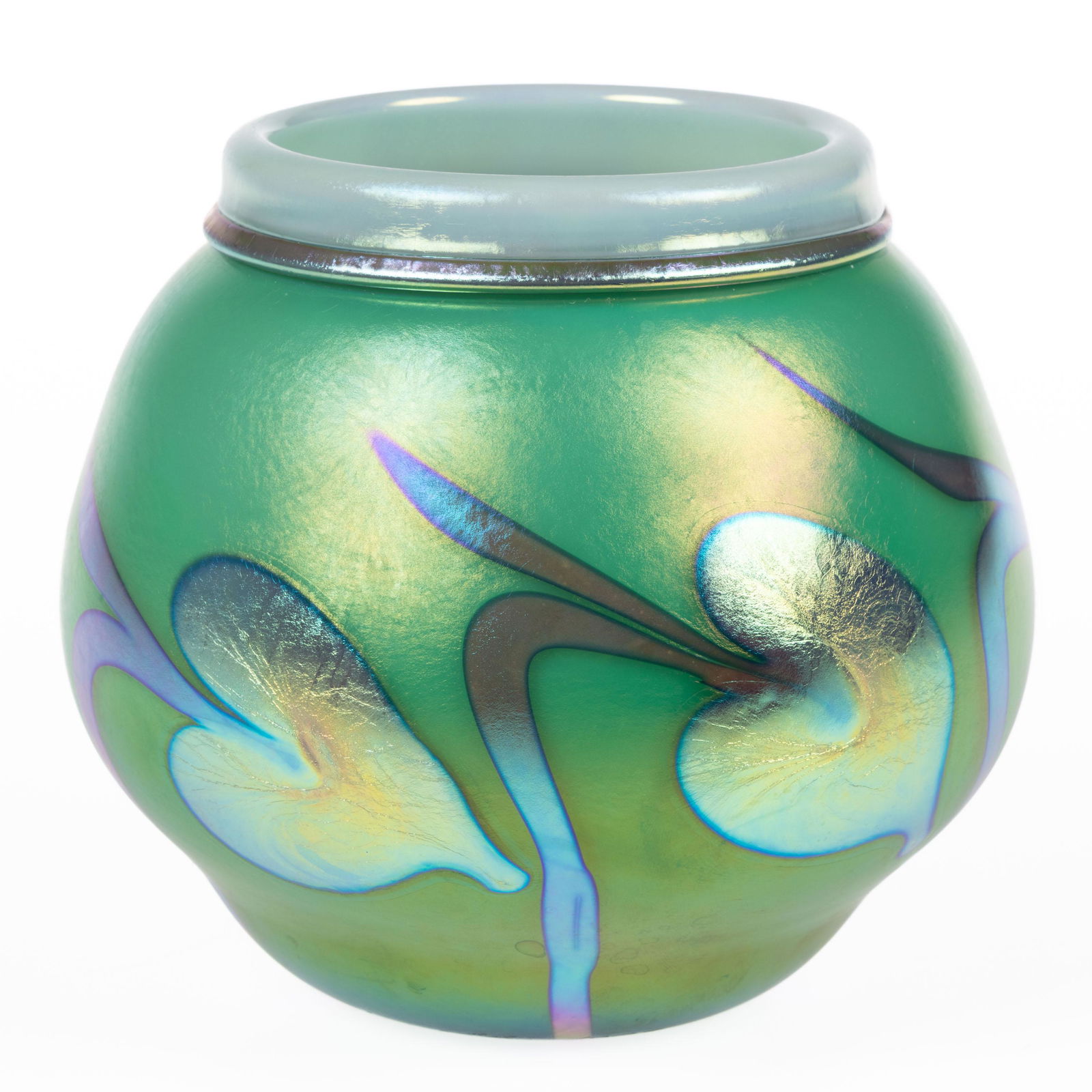 CHARLES LOTTON (AMERICAN, 1935-2021) HEART AND VINE IRIDESCENT STUDIO ART GLASS VASE, green (1 of 4)