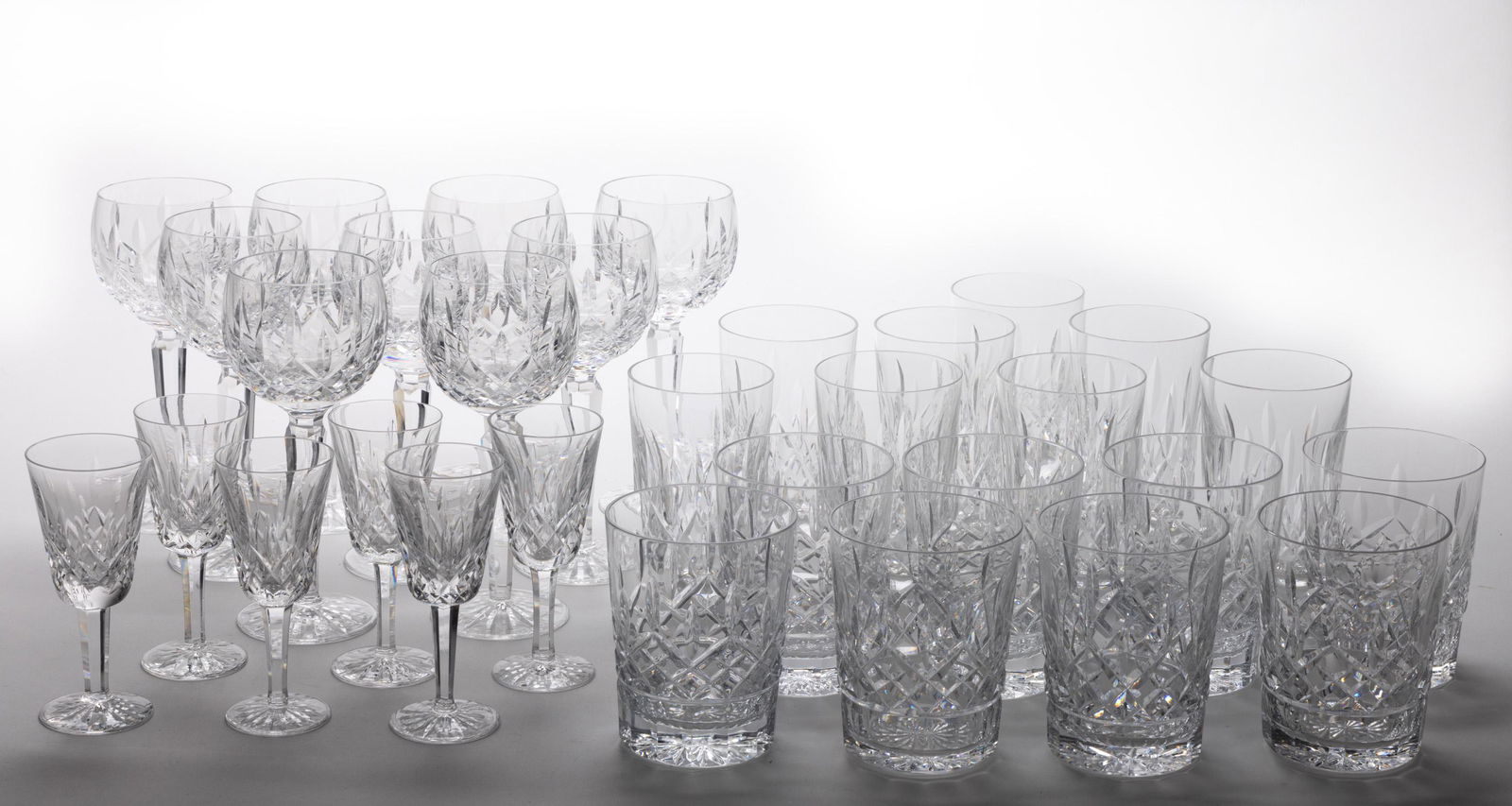 WATERFORD KENMORE CUT CRYSTAL GLASS DRINKING ARTICLES, LOT OF 31, colorless, comprising nine (1 of 2)