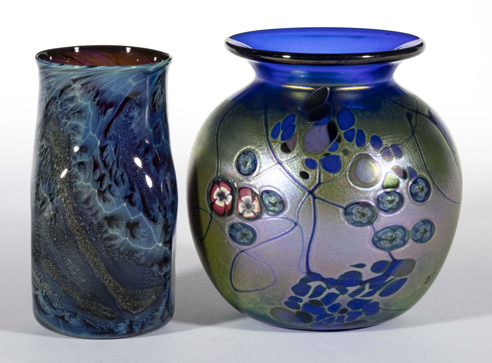 ASSORTED STUDIO ART GLASS ARTICLES, LOT OF TWO, comprising a Josh Simpson New Mexico tumbler, (1 of 2)