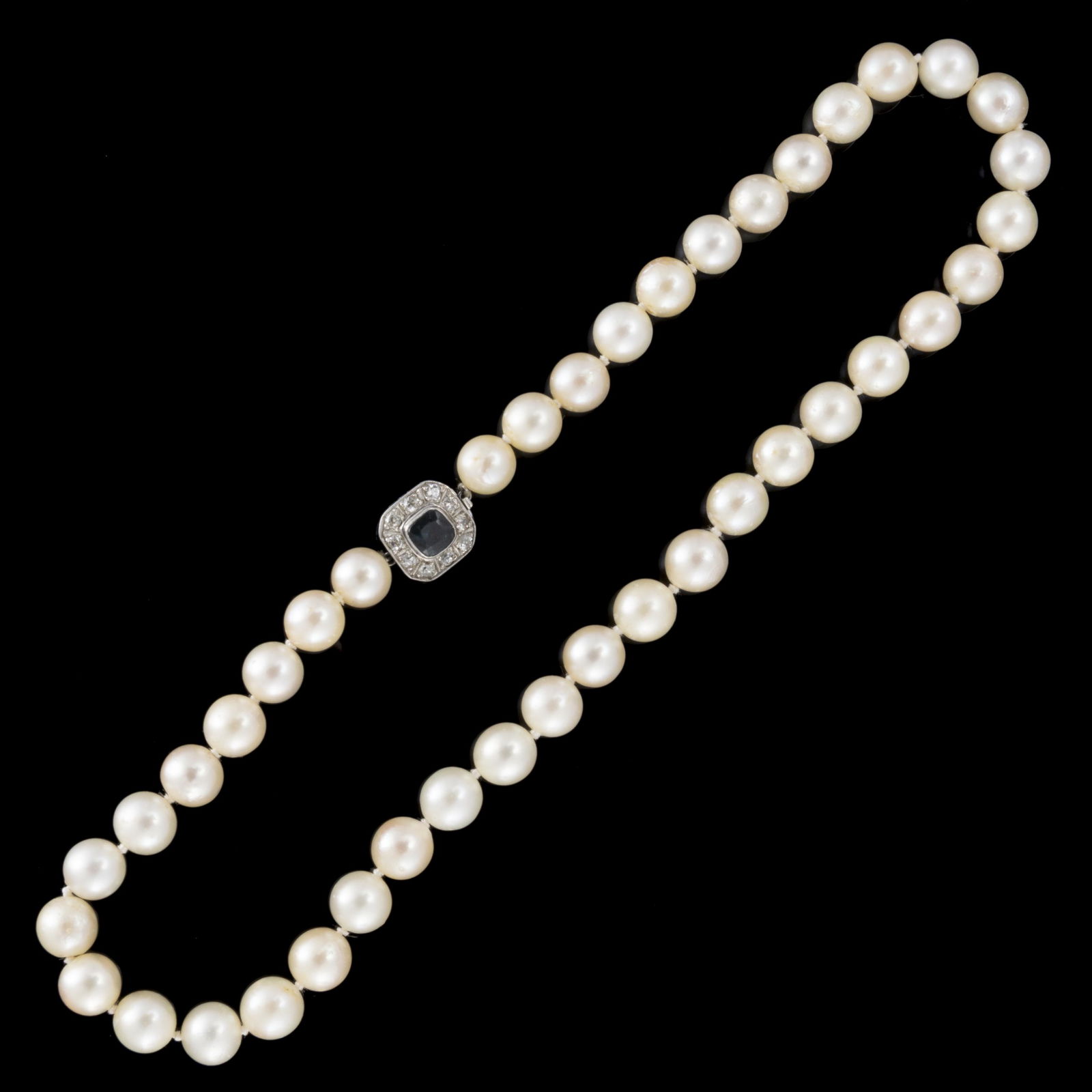 ANTIQUE / VINTAGE PEARL CHOKER NECKLACE WITH PLATINUM, DIAMOND, AND GEMSTONE CLASP, choker-length (1 of 1)