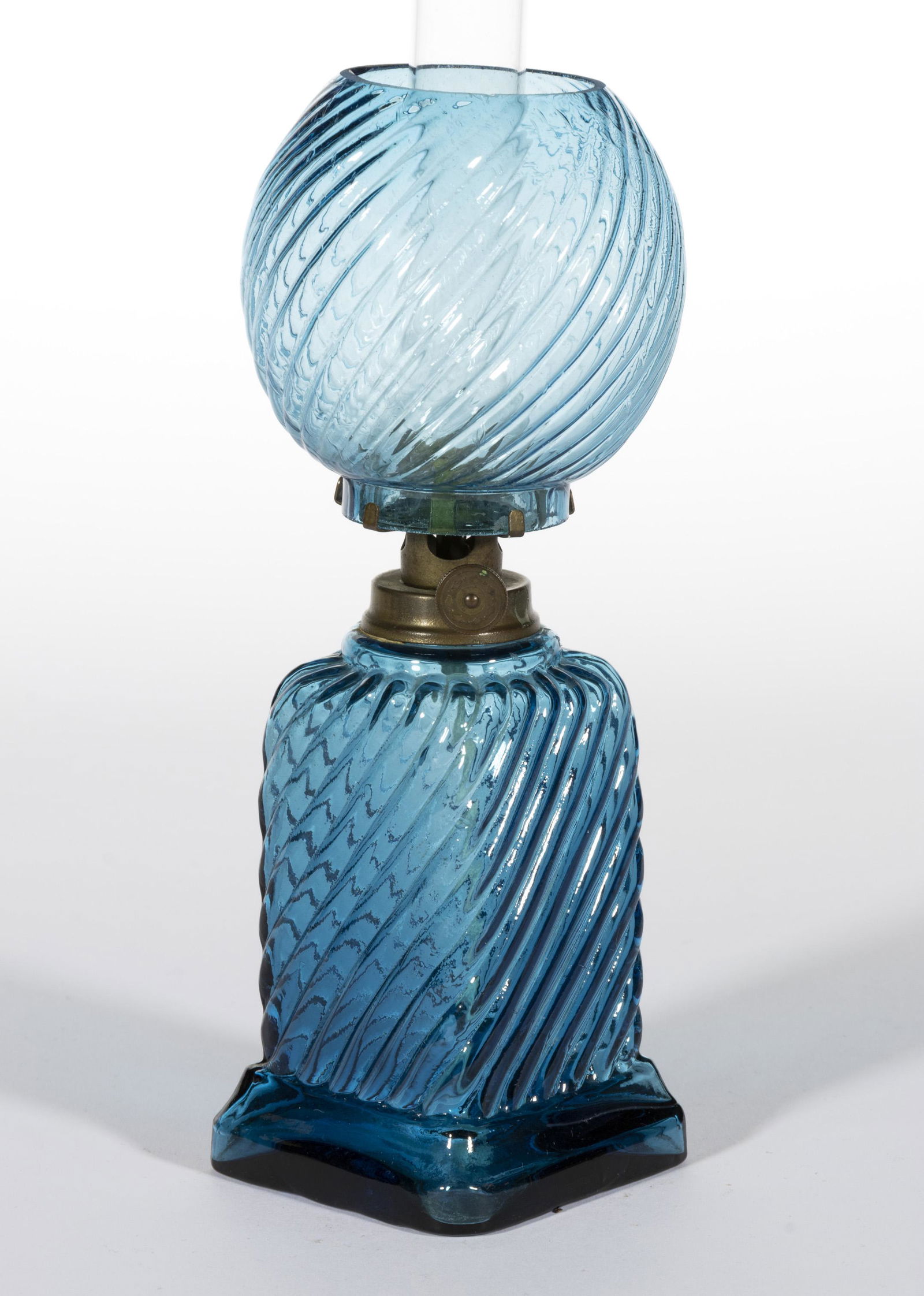 EMBOSSED RIB SWIRL MINIATURE LAMP (1 of 1)