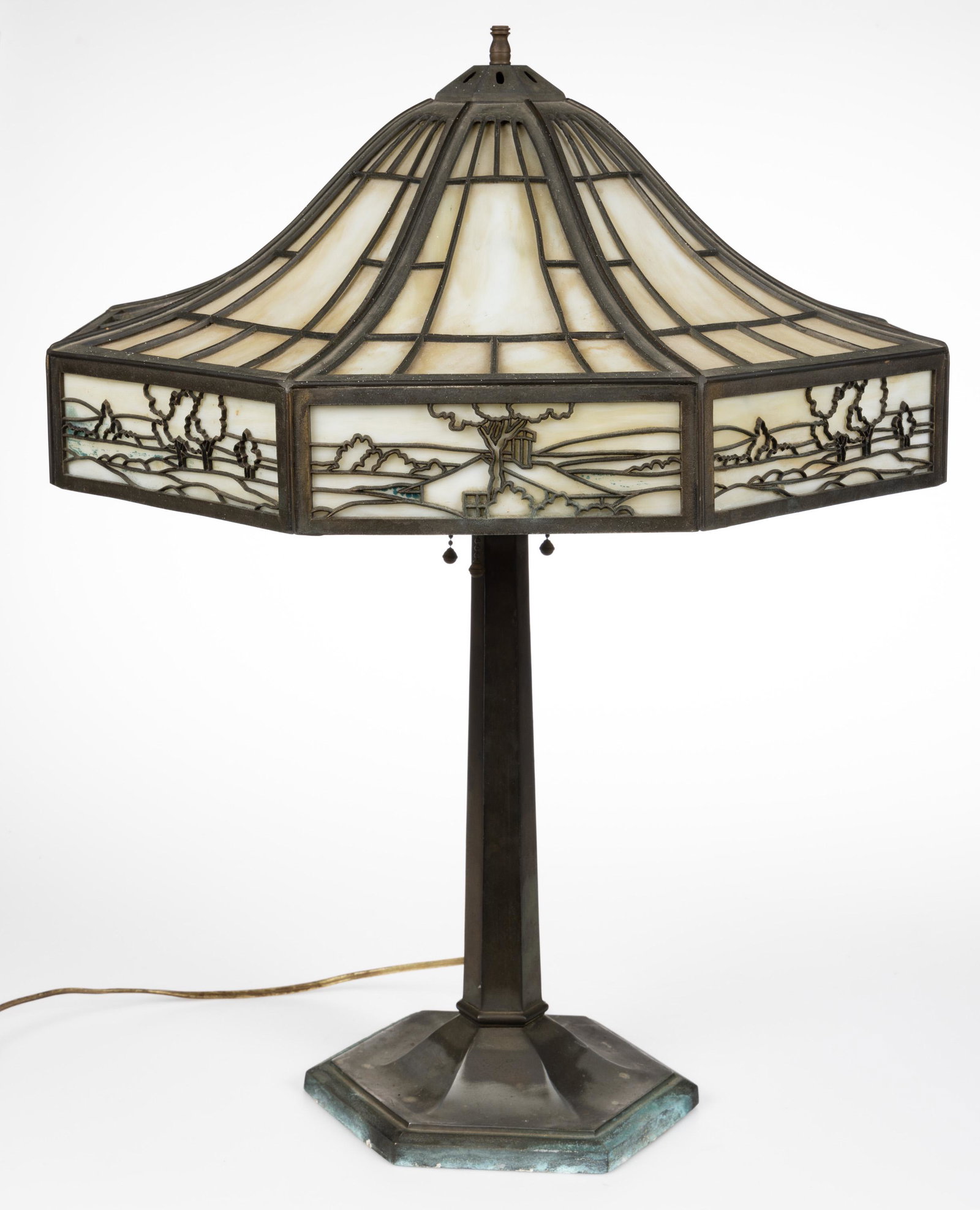 AMERICAN SLAG GLASS ELECTRIC TABLE LAMP (1 of 6)