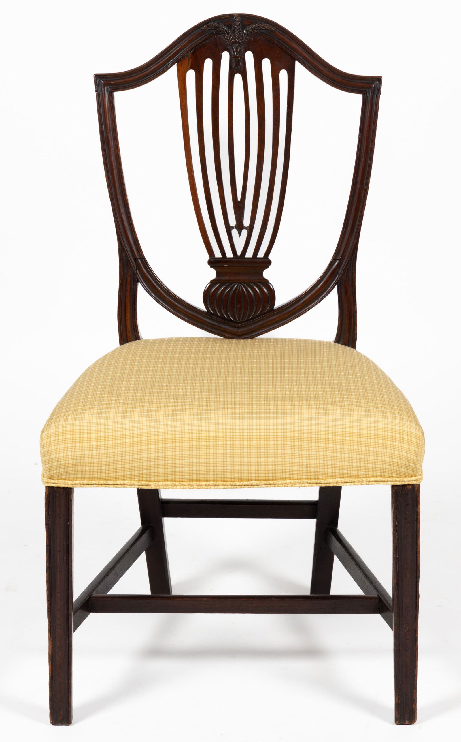 AMERICAN OR BRITISH CARVED MAHOGANY SHIELD-BACK SIDE CHAIR (1 of 4)