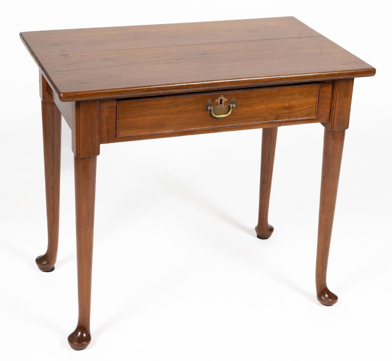 AMERICAN QUEEN ANNE WALNUT SIDE TABLE (1 of 7)