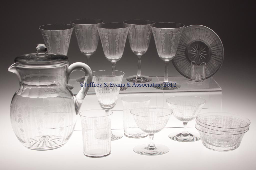 FRY "SHERATON" ETCHED GLASS ARTICLES, LOT OF 15: FRY "SHERATON" ETCHED GLASS ARTICLES, LOT OF 15, comprising pitcher with lid, tumblers, goblets, ice creams, finger bowls, underplate. H. C. Fry Glass Co. First quarter 20th century. Various sizes. Pr