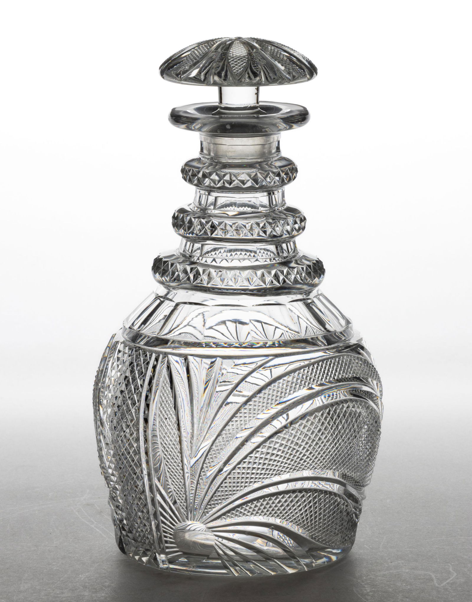 RISING SUN FINE STEAM CUT GLASS DECANTER (1 of 1)