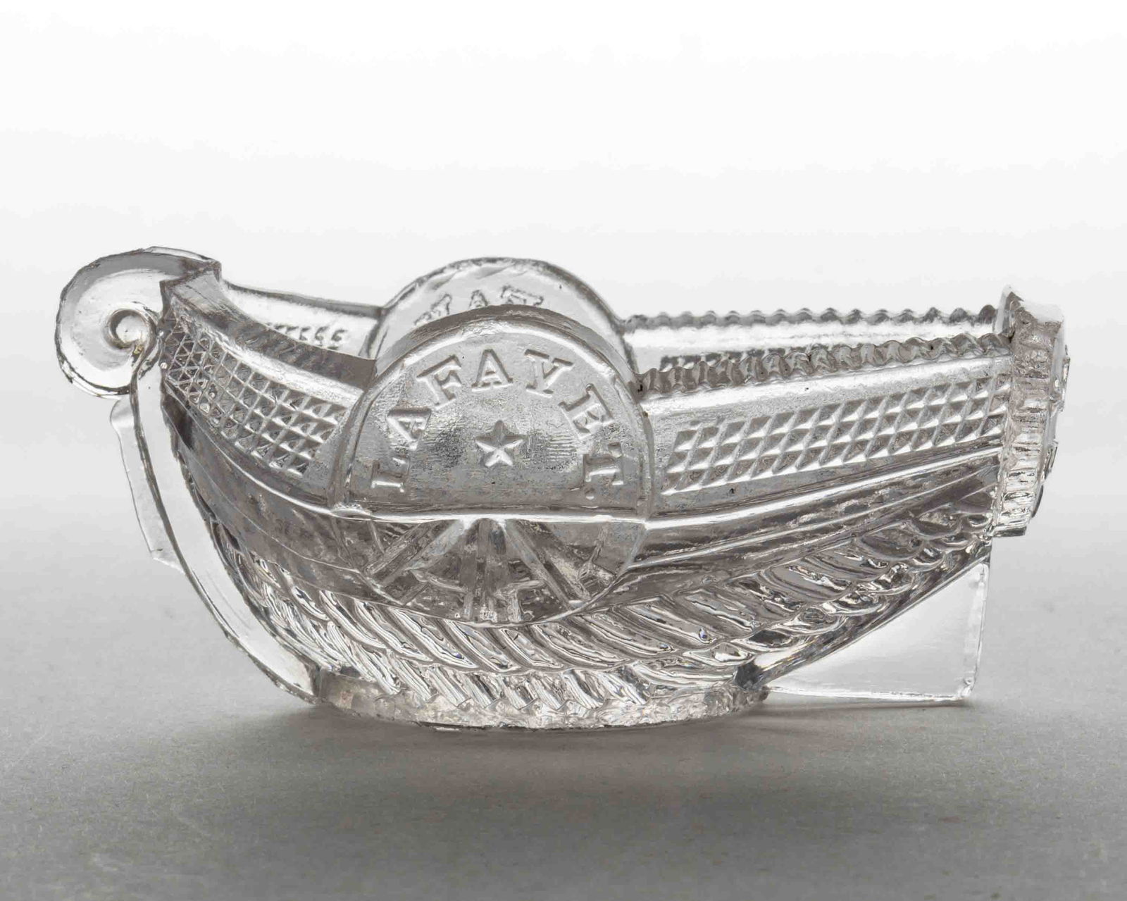 BT-8 "LAFAYET." STEAMBOAT PRESSED OPEN SALT (1 of 1)