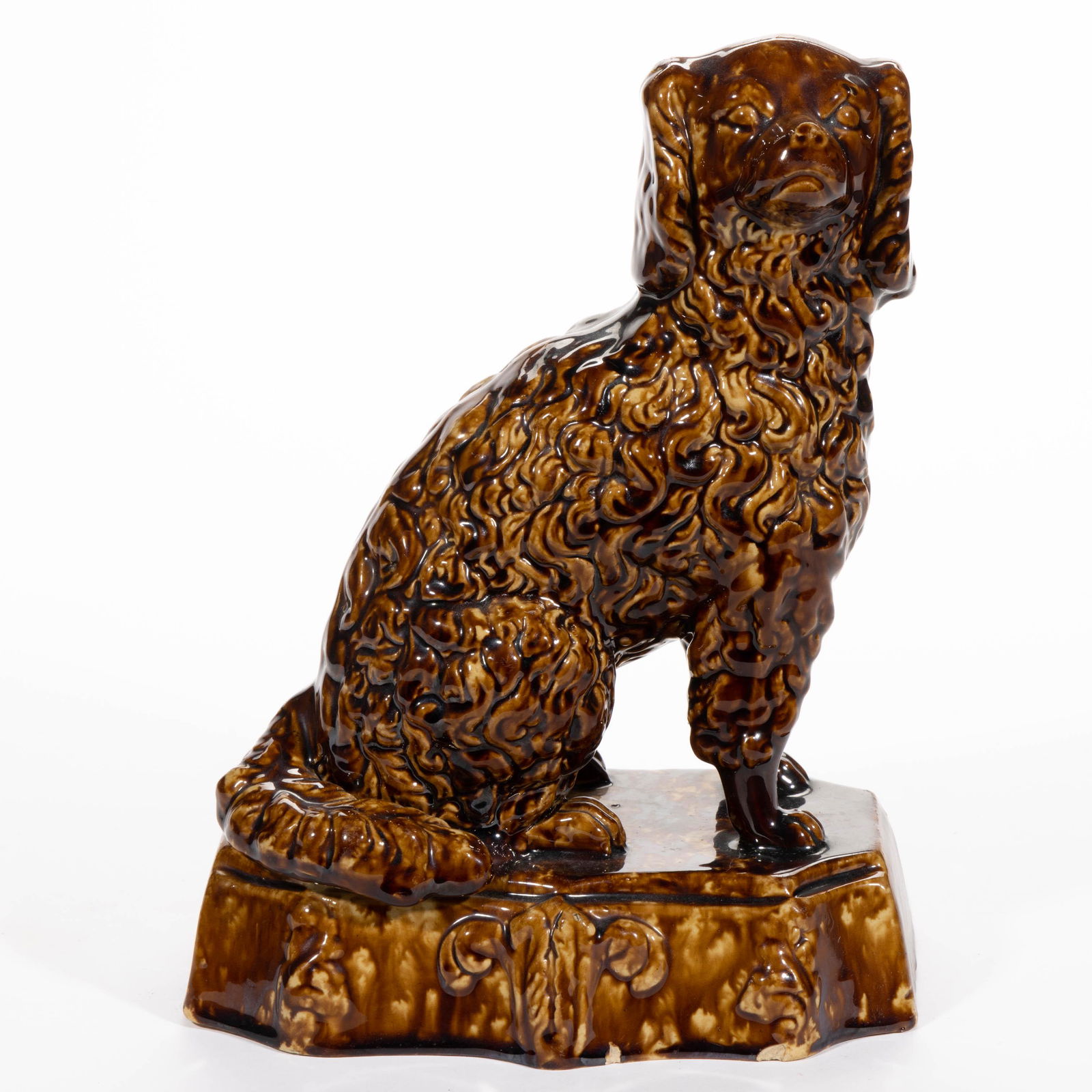 AMERICAN ROCKINGHAM-GLAZED POTTERY FIGURAL DOG / SPANIEL (1 of 5)