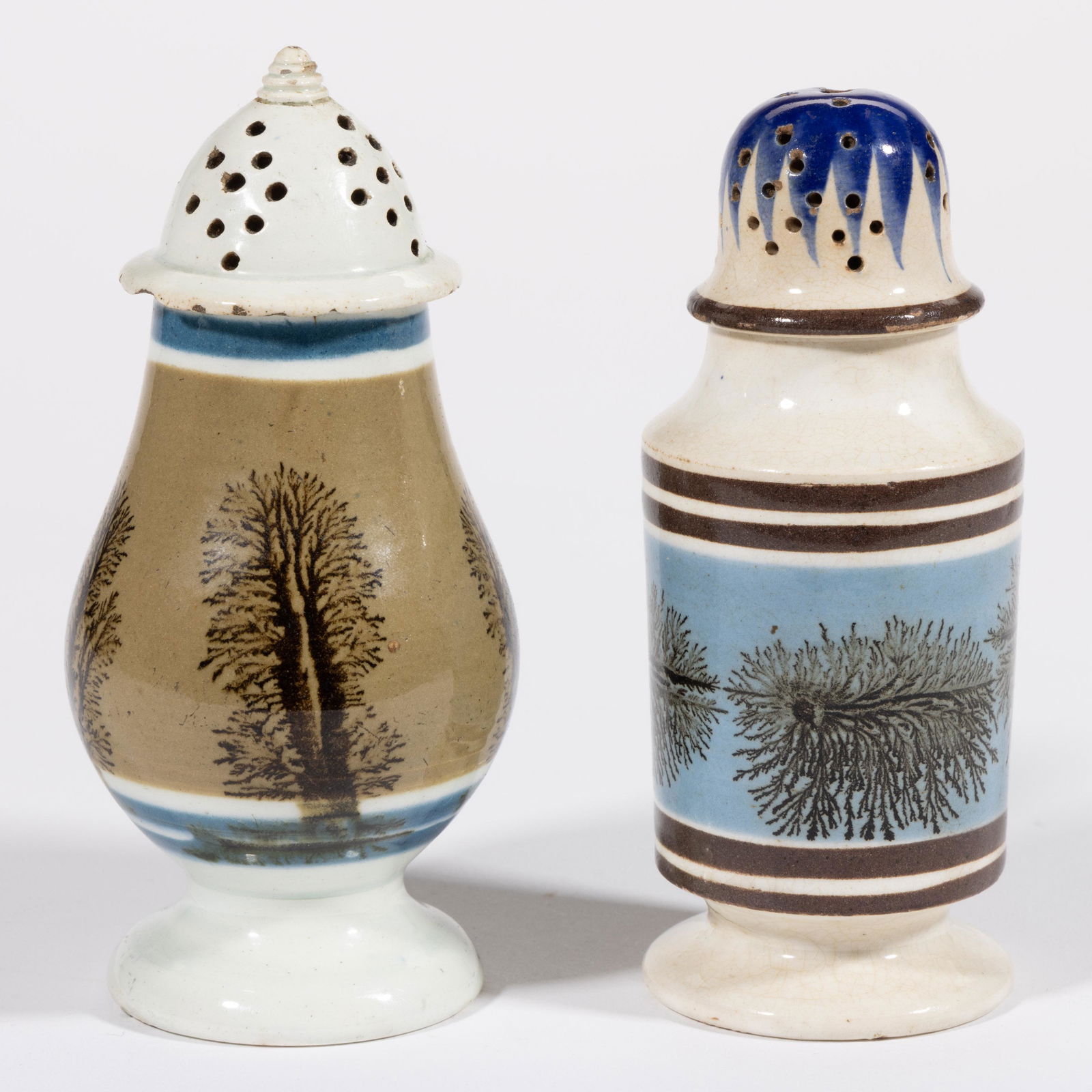 BRITISH PEARLWARE DIPPED WARE / MOCHA CERAMIC PEPPER POTS, LOT OF TWO (1 of 4)