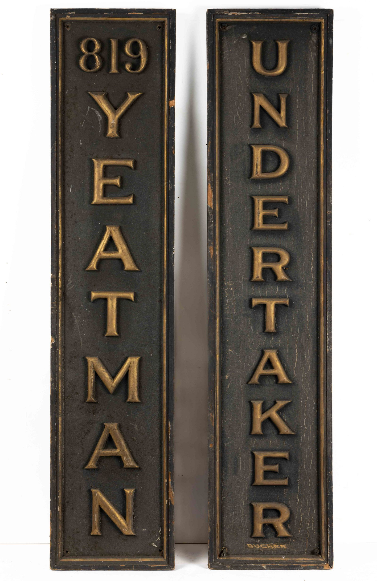 PAIR OF DELAWARE FOLK ART PAINTED WOODEN TRADE SIGNS (1 of 4)