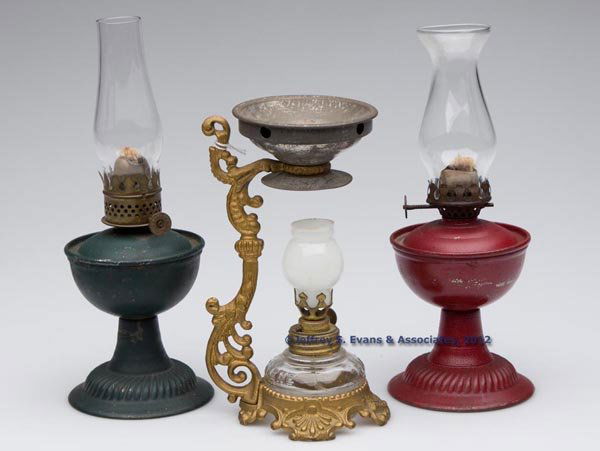 VARIOUS PATTERNS MINIATURE LAMPS, LOT OF THREE: VARIOUS PATTERNS MINIATURE LAMPS, LOT OF THREE, comprising two Smith II, fig. 150 metal stand lamps with red paint and other with green paint; and a Smith I, fig. 630/Vapo-Cresoline example in gold pa