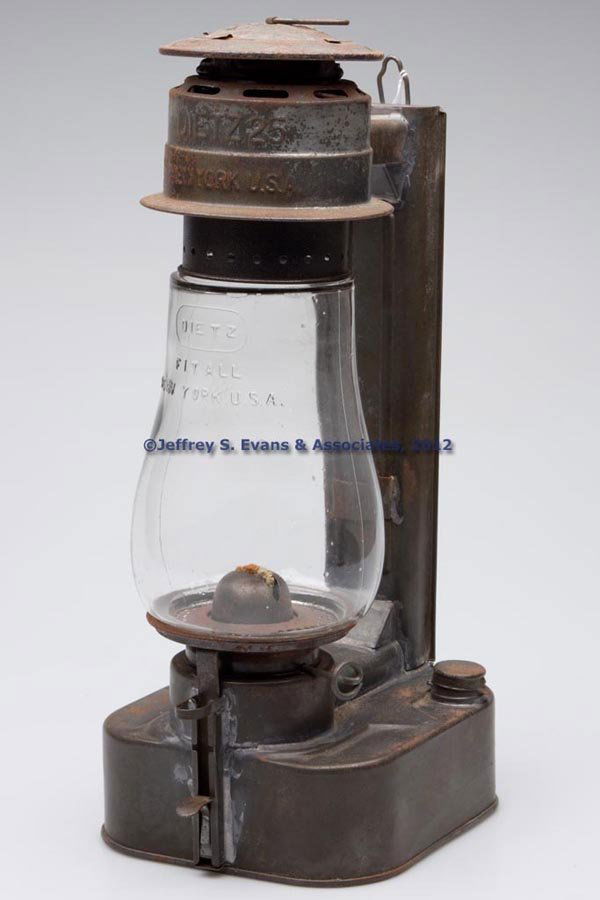 604 DIETZ NO. 25 SHEET IRON COLD BLAST WALL LANTERN