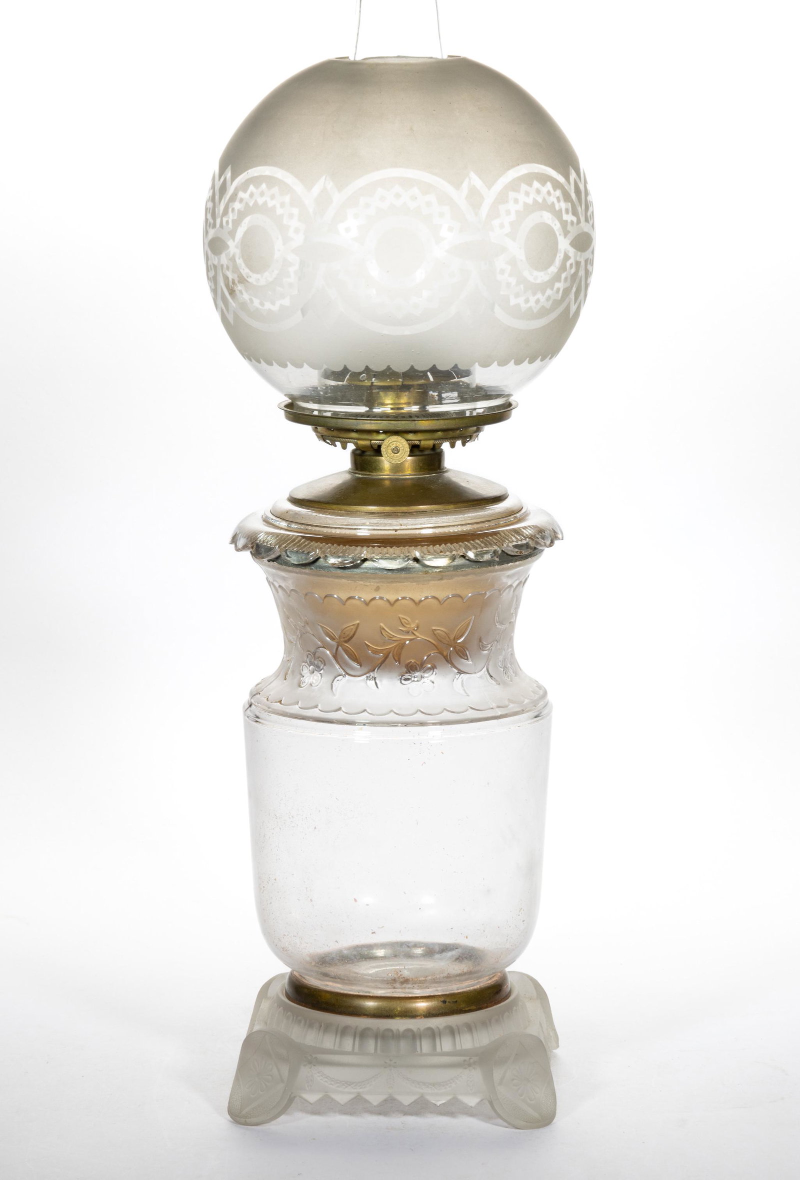 ADAMS KEROSENE VASE STAND LAMP (1 of 3)