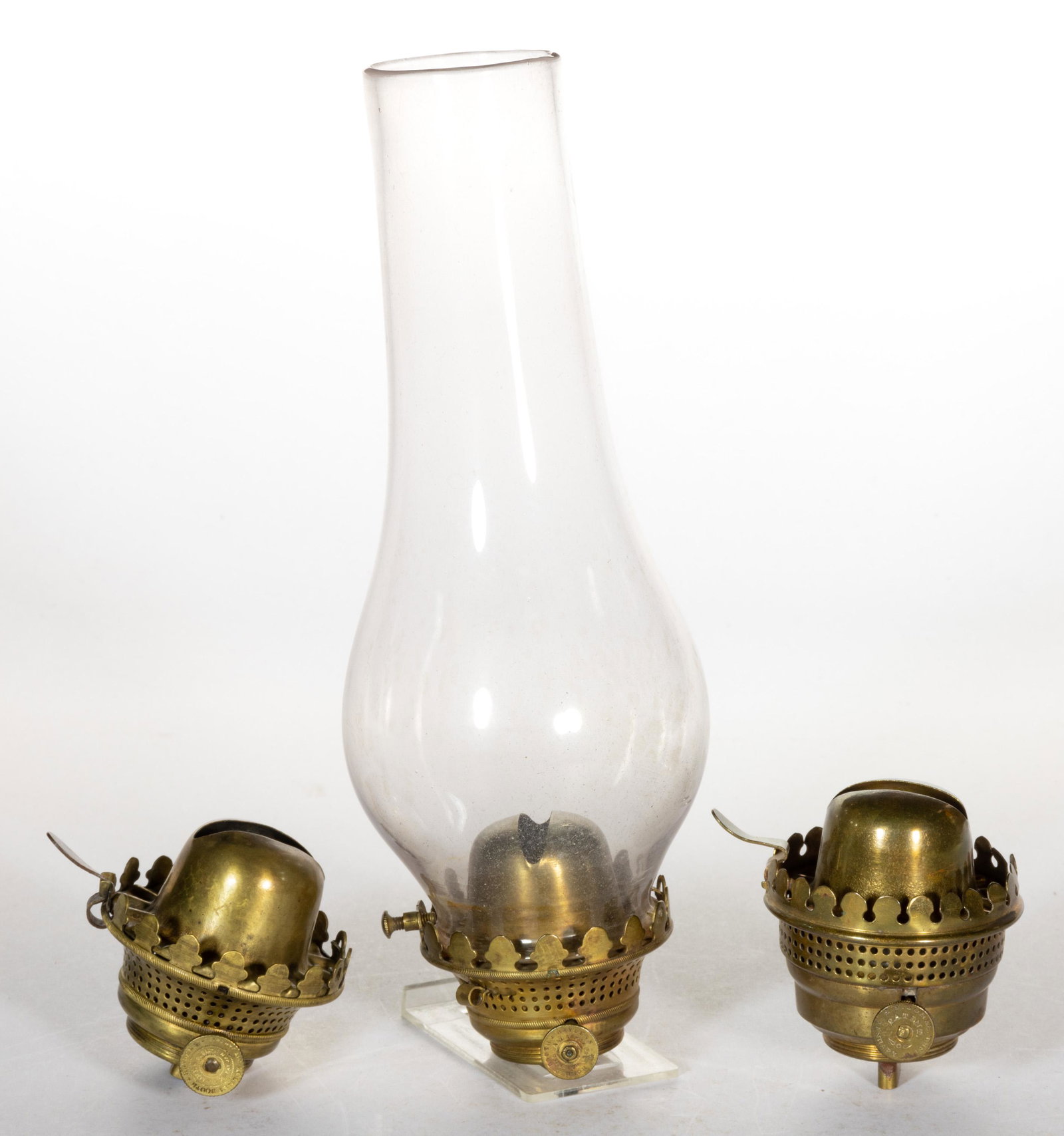 HOLMES, BOOTH & HAYDEN'S / E. F. JONES NO. 2 EARLY-PERIOD LIP BURNERS, LOT OF THREE (1 of 1)