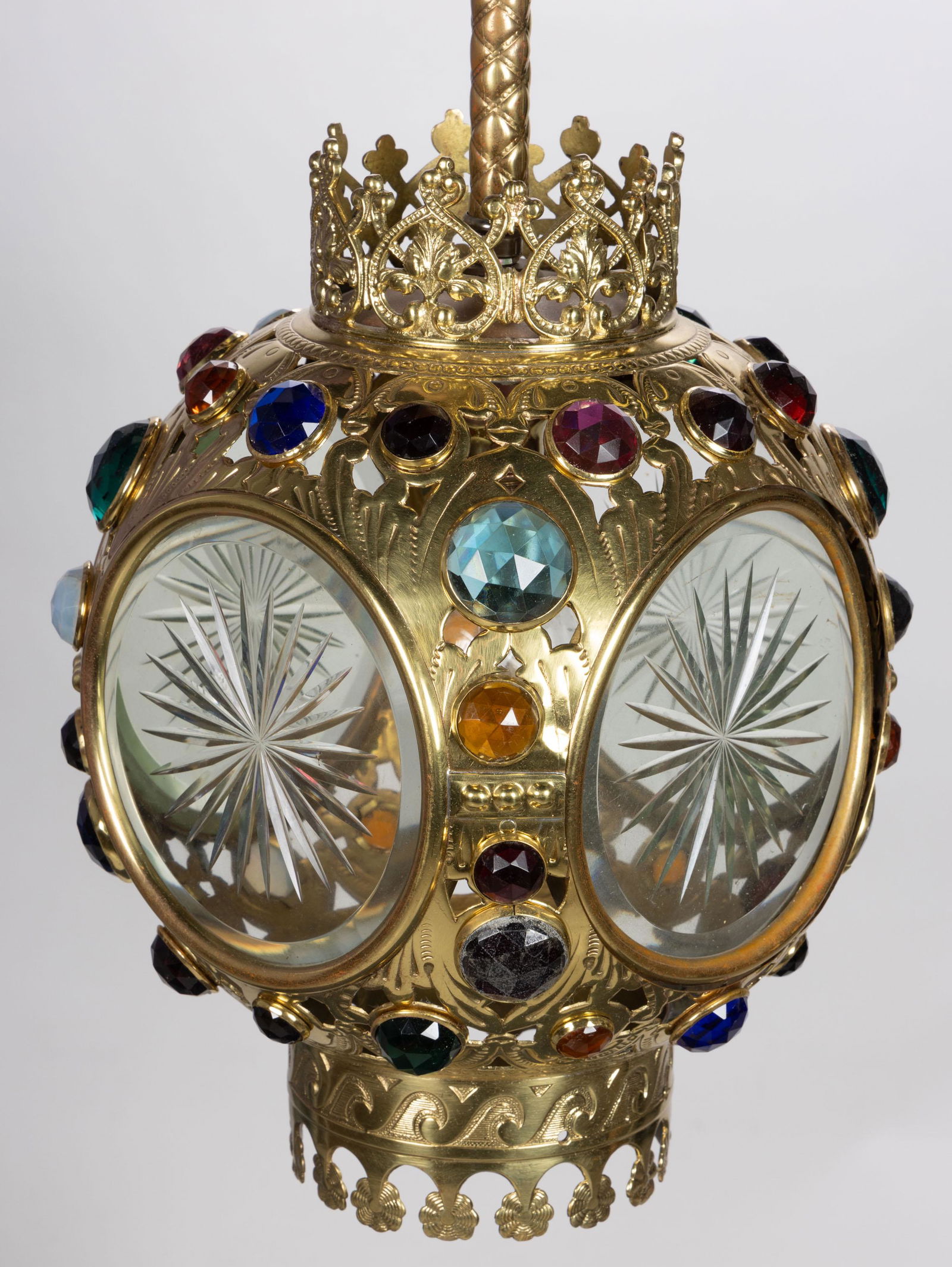 VICTORIAN GLASS AND BRASS JEWELED ELECTRIC HALL LAMP (1 of 4)