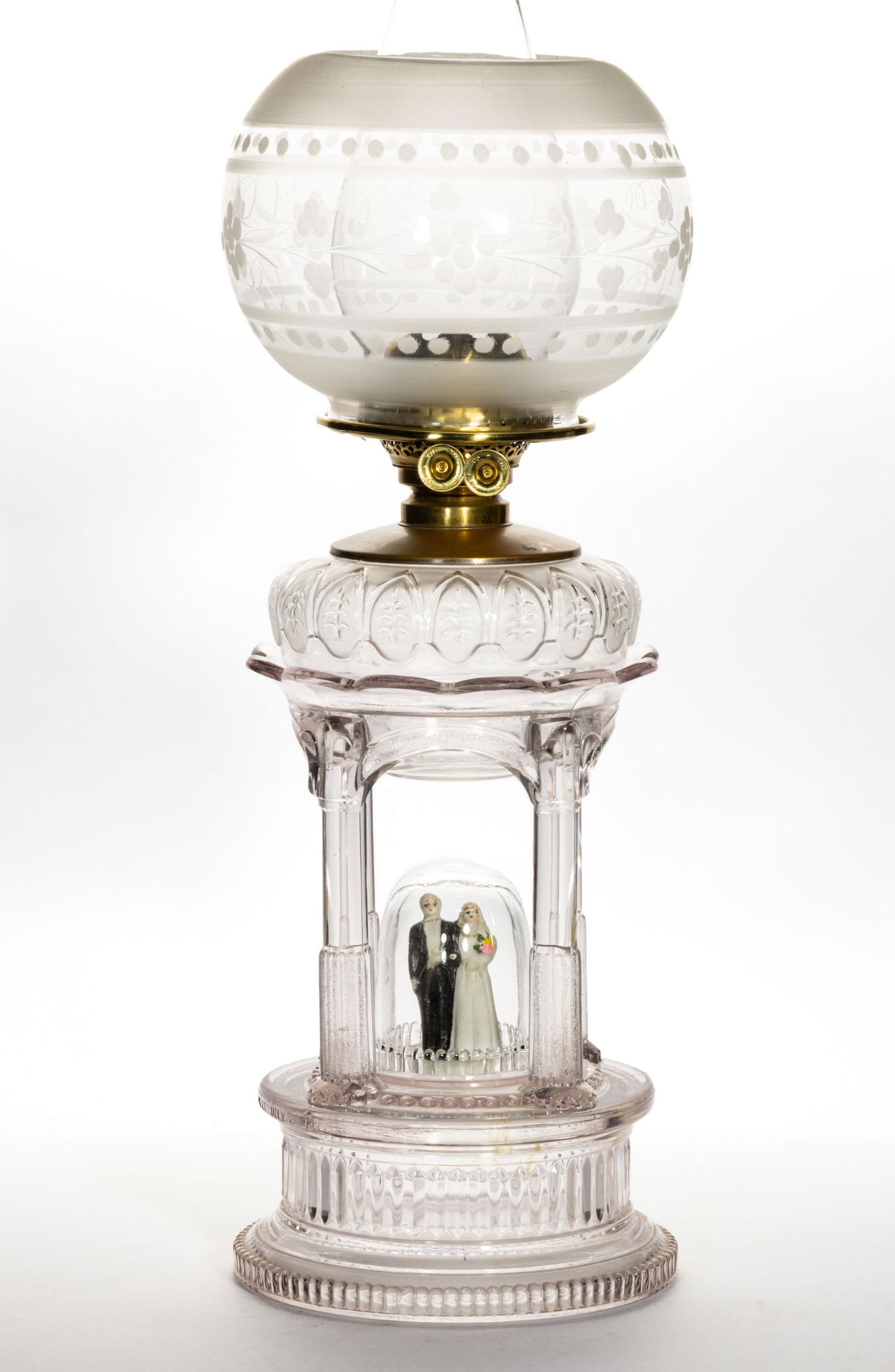 ADAMS TEMPLE / APPLESAUCE KEROSENE STAND LAMP (1 of 3)