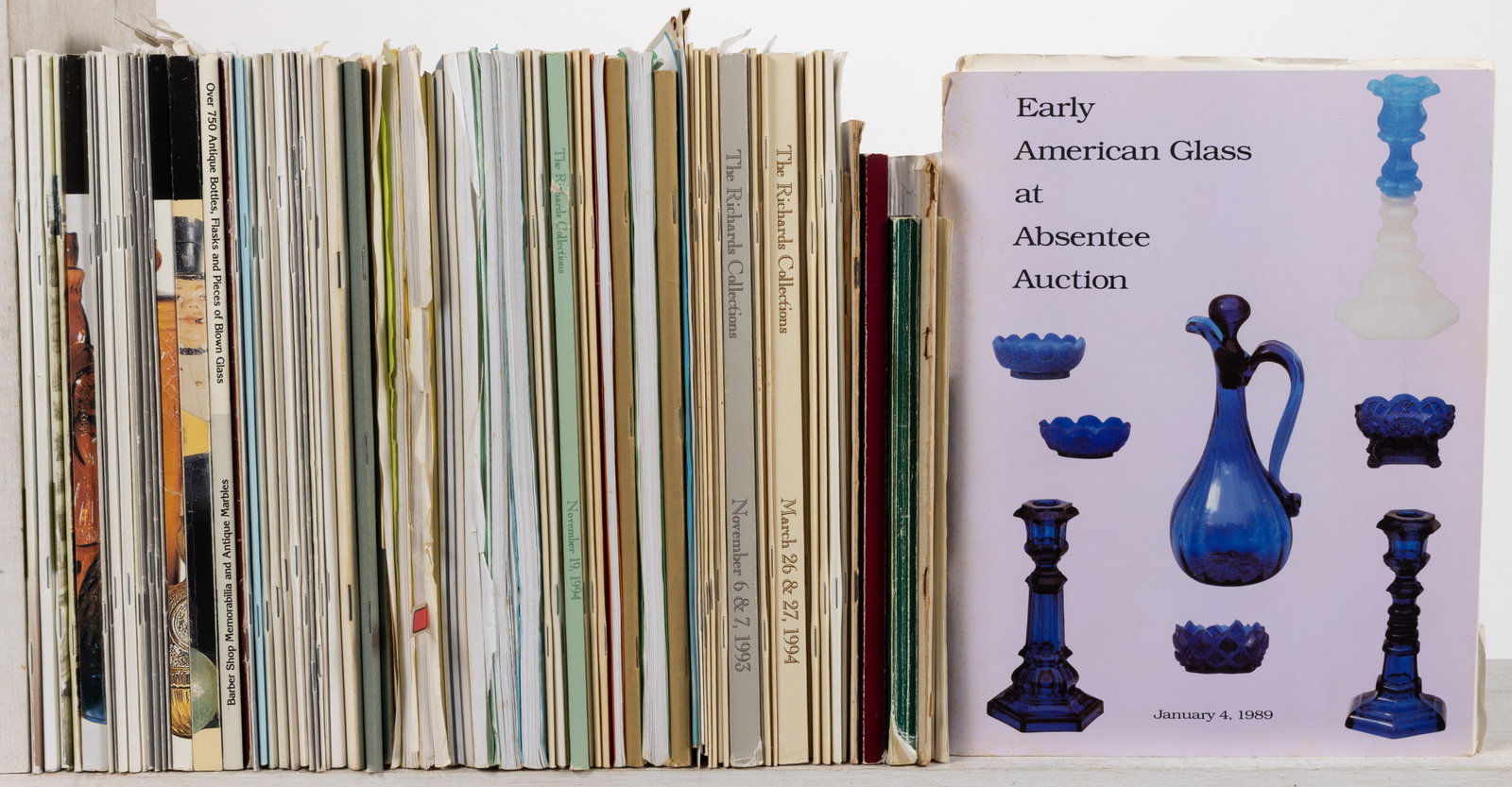 LIGHTING, GLASS, AND OTHER AUCTION CATALOGUES, UNCOUNTED LOT,: LIGHTING, GLASS, AND OTHER AUCTION CATALOGUES, UNCOUNTED LOT, including many catalogues from Arman's / Collector's Sales and Services, some volumes of the China and Glass Quarterly. Prove
