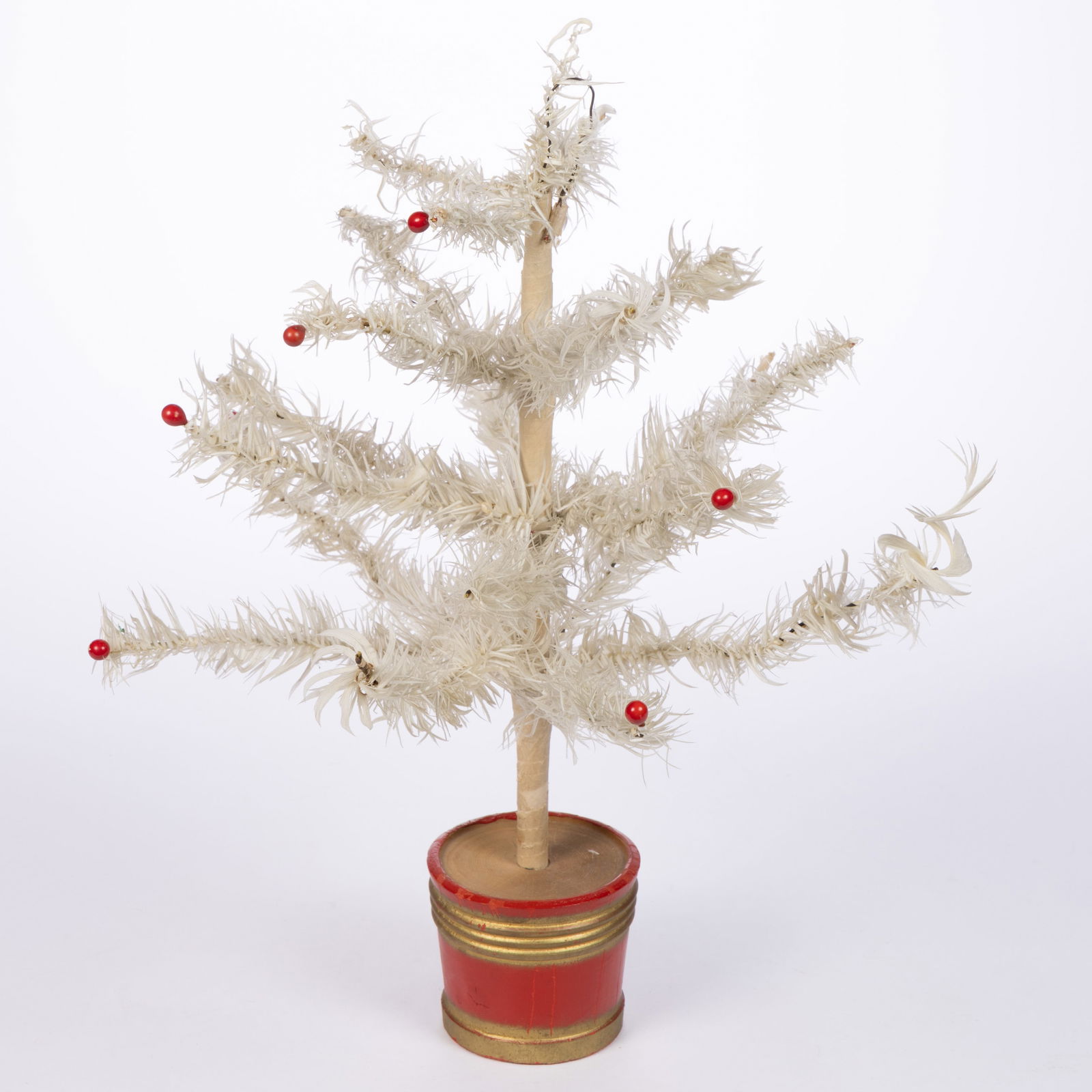 GERMAN MINIATURE TABLE-TOP FEATHER CHRISTMAS TREE (1 of 1)