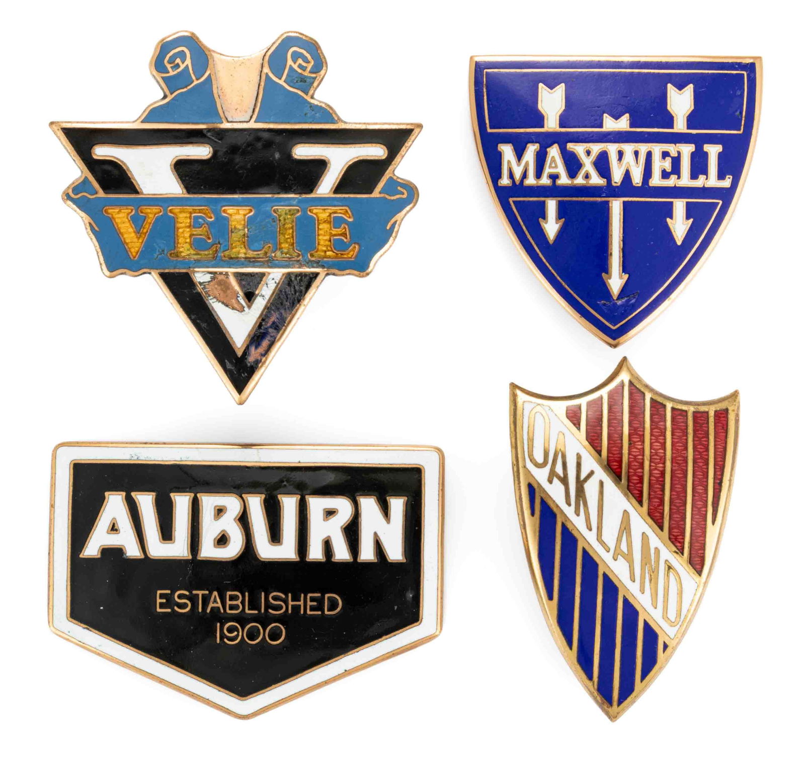 ASSORTED MANUFACTURERS AUTOMOBILE / CAR / VEHICLE RADIATOR EMBLEMS, LOT OF FOUR (1 of 2)