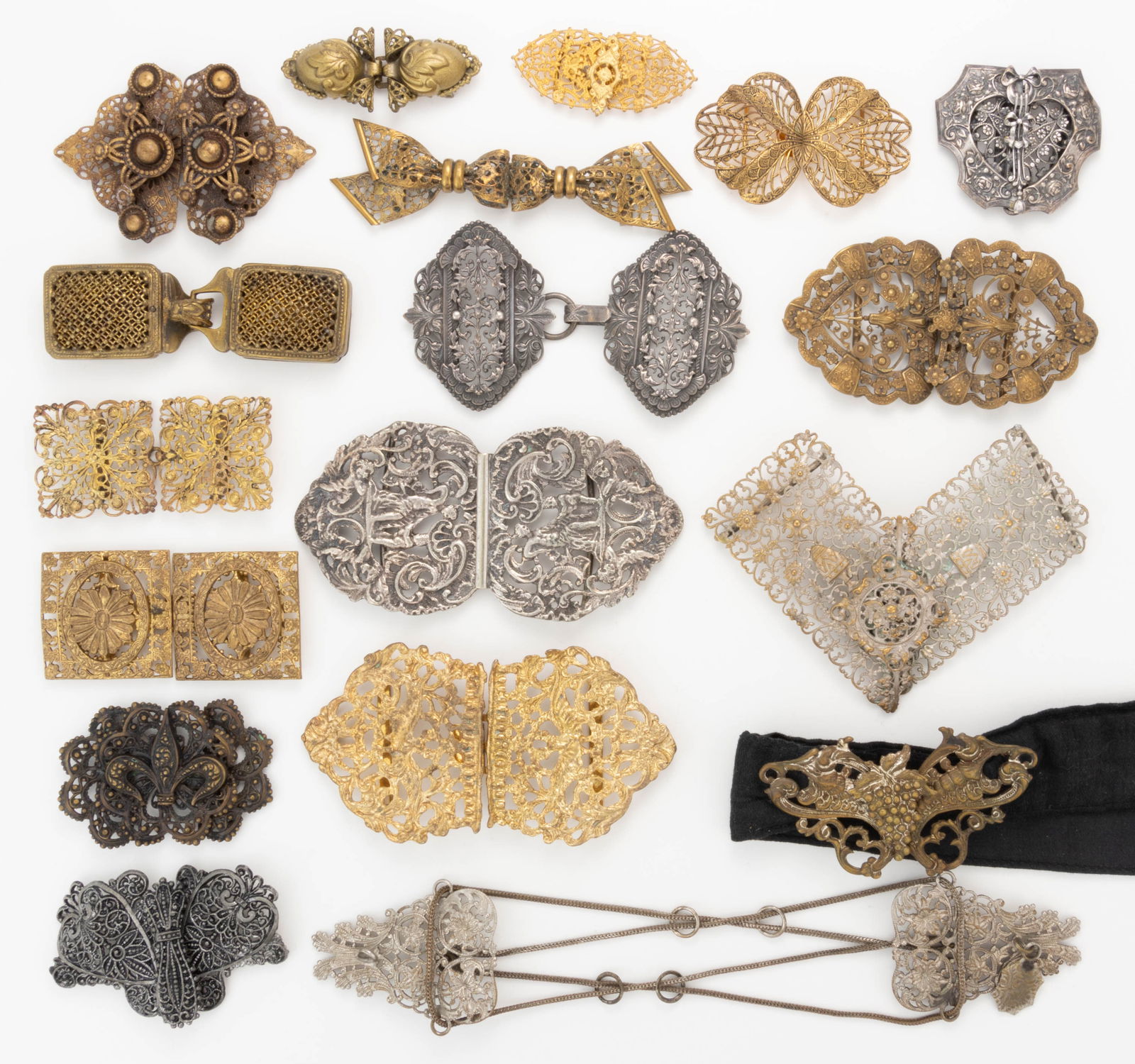 ANTIQUE / VINTAGE OPENWORK AND FILIGREE-TYPE METAL BELT OR DRESS BUCKLES, LOT OF 17 (1 of 3)