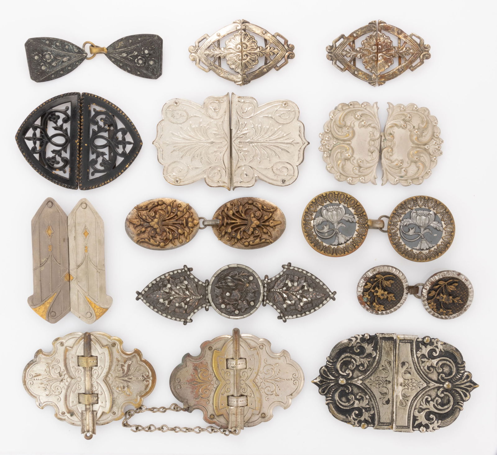 ANTIQUE / VINTAGE ART DECO AND OTHER METAL BELT OR DRESS BUCKLES, LOT OF 14 (1 of 3)