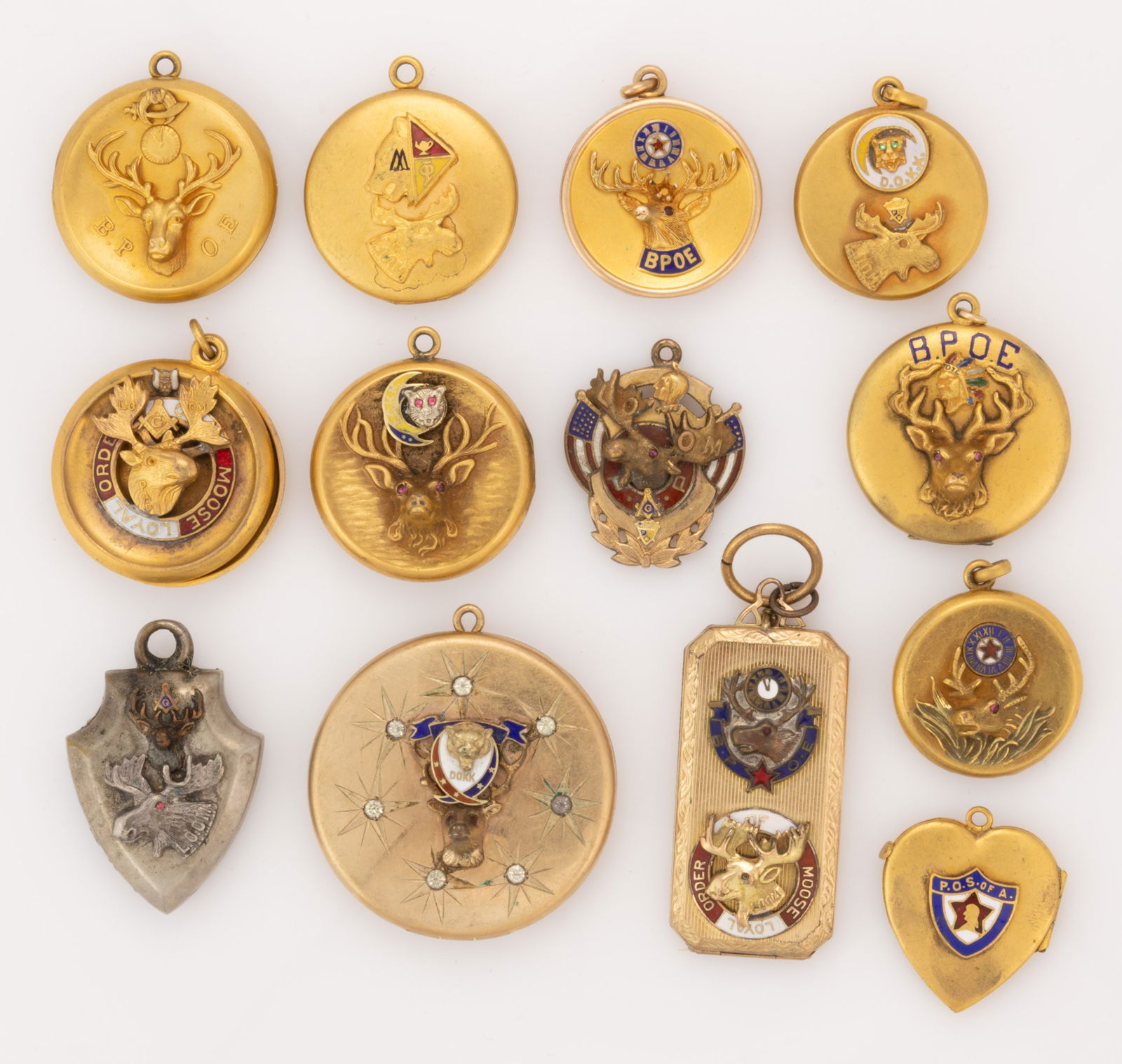 ANTIQUE / VINTAGE BENEVOLENT AND PROTECTIVE ORDER OF THE ELKS (BPOE) AND OTHER FRATERNAL LOCKETS / (1 of 2)