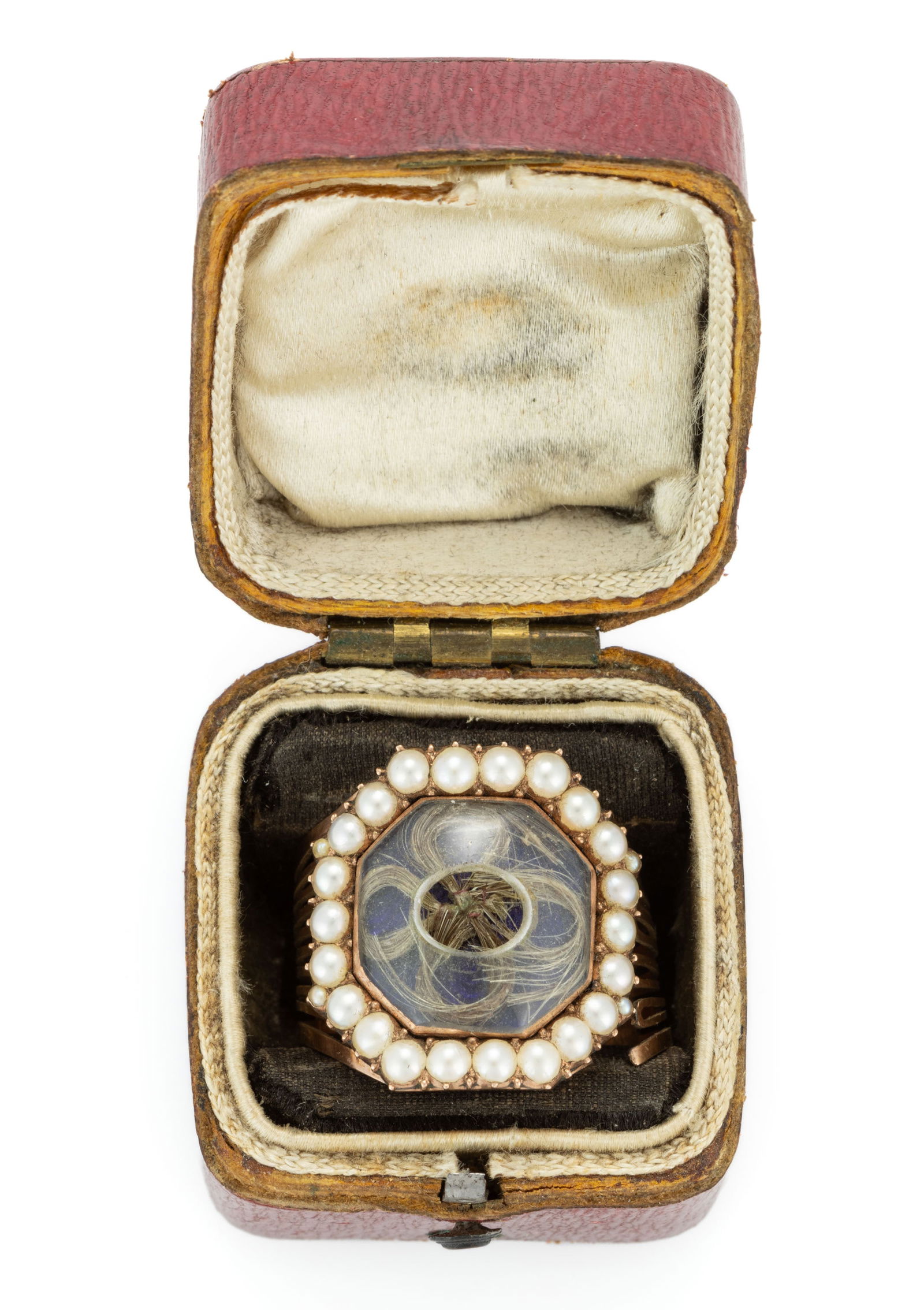HYSLOP FAMILY BOSTON, MASSACHUSETTS GEORGIAN ROSE GOLD, HAIR-WORK, AND PEARL MOURNING RING (1 of 4)