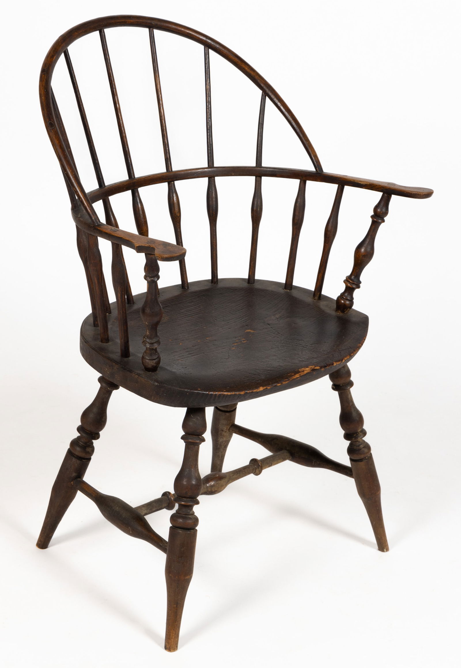 AMERICAN SACK-BACK WINDSOR ARMCHAIR (1 of 6)