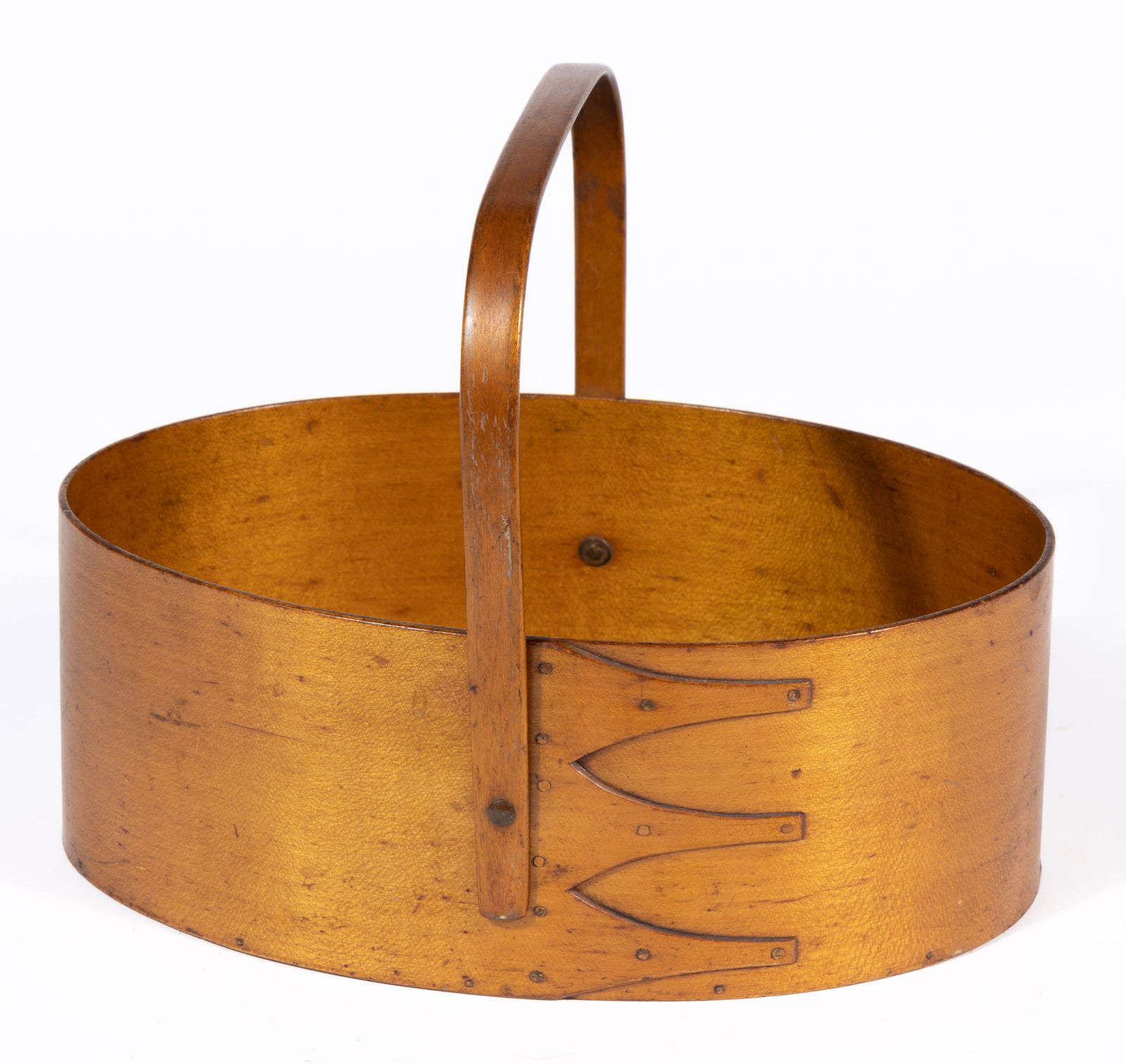 SHAKER THREE-FINGER BENTWOOD SEWING CARRIER (1 of 5)