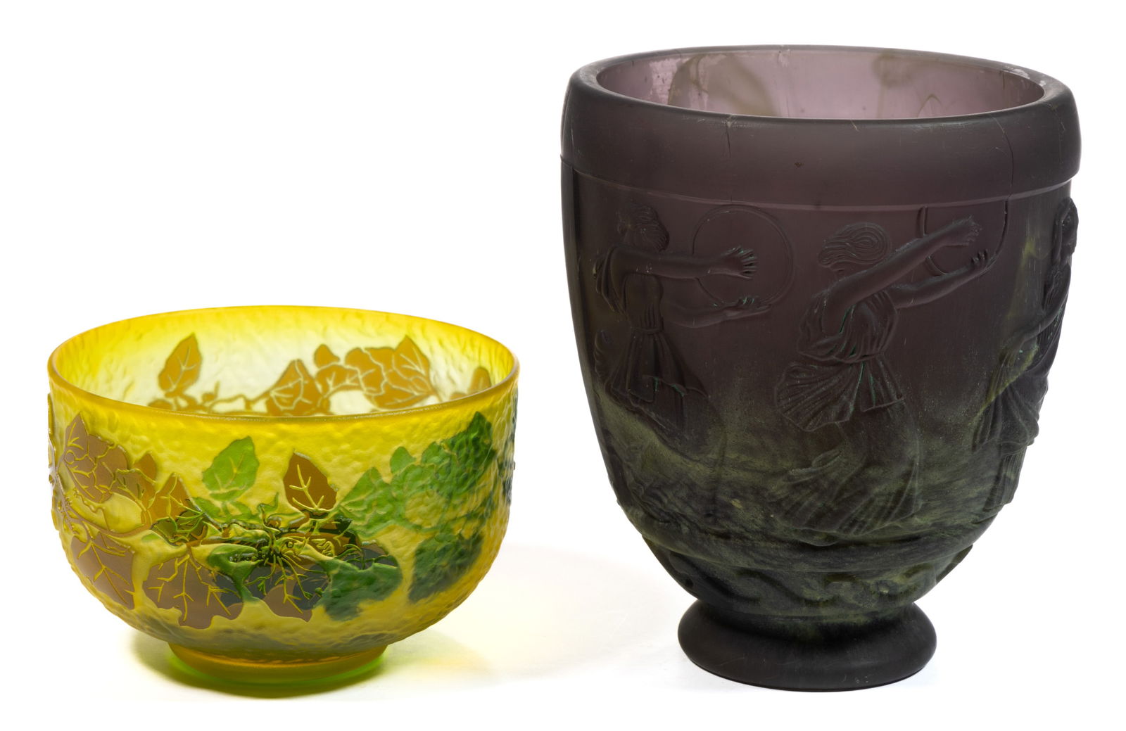 ASSORTED ART GLASS ARTICLES, LOT OF TWO (1 of 3)