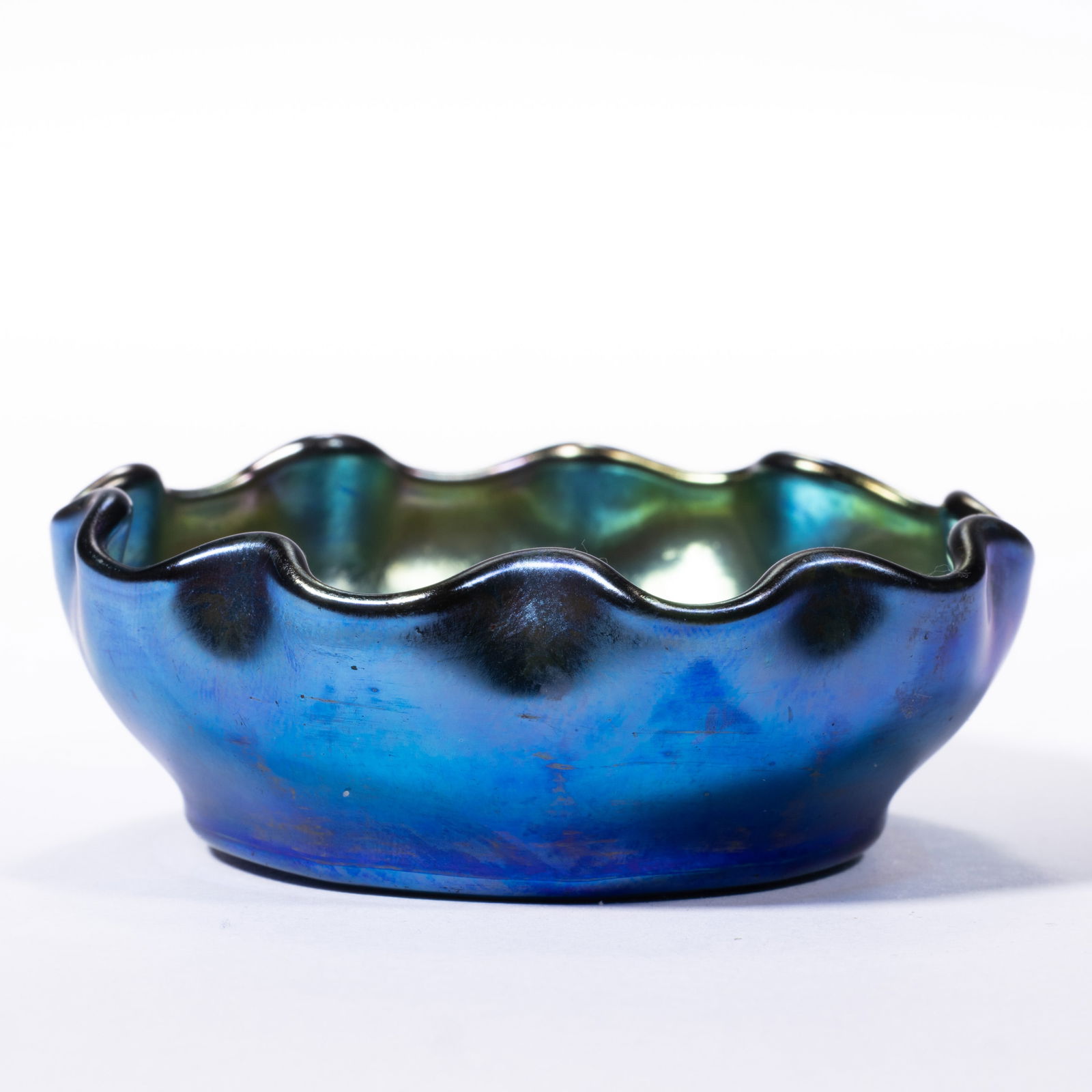 TIFFANY BLUE IRIDESCENT ART GLASS OPEN SALT (1 of 3)