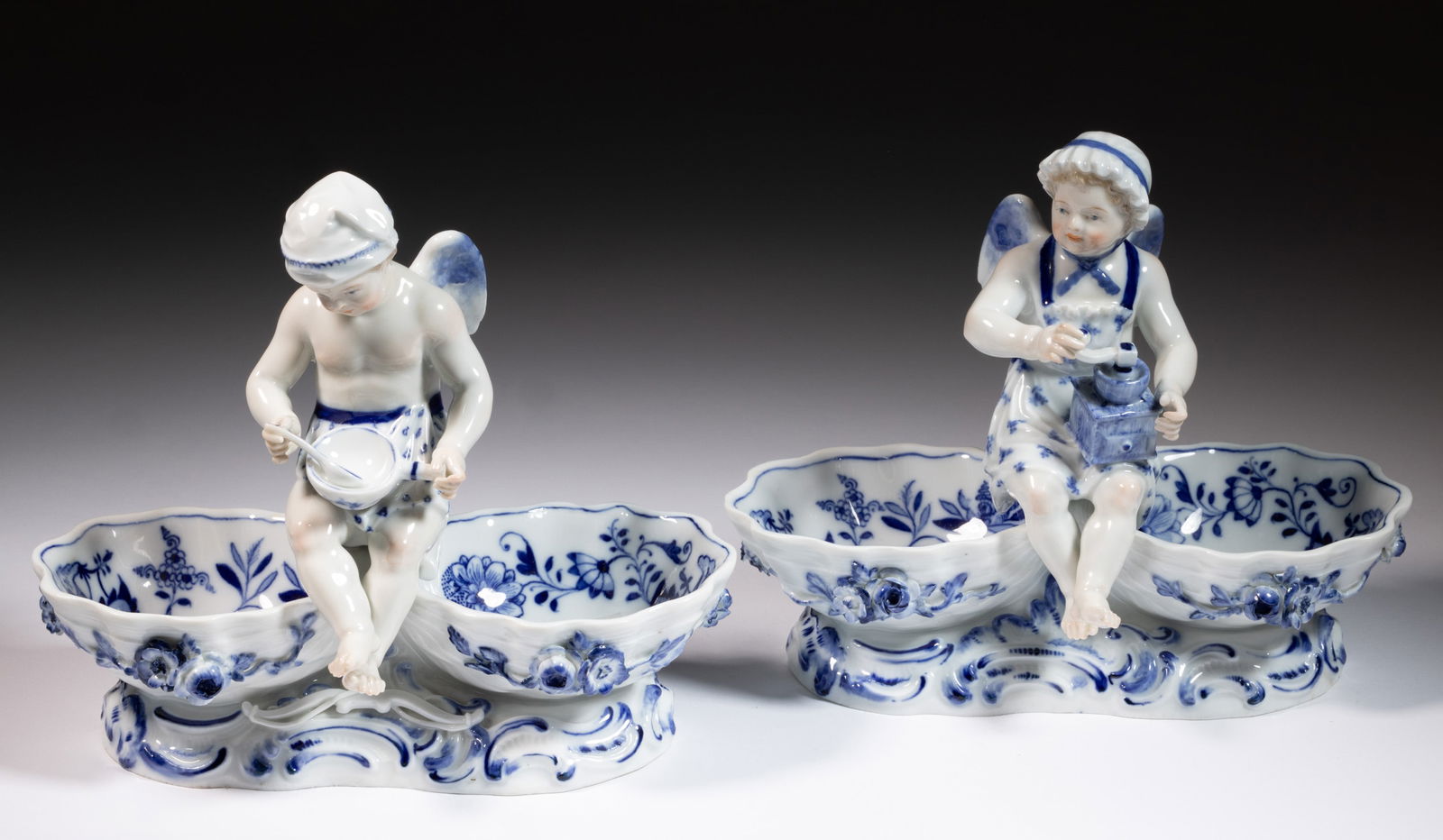 GERMAN MEISSEN BLUE ONION PORCELAIN FIGURAL DOUBLE OPEN SALT PAIR (1 of 5)