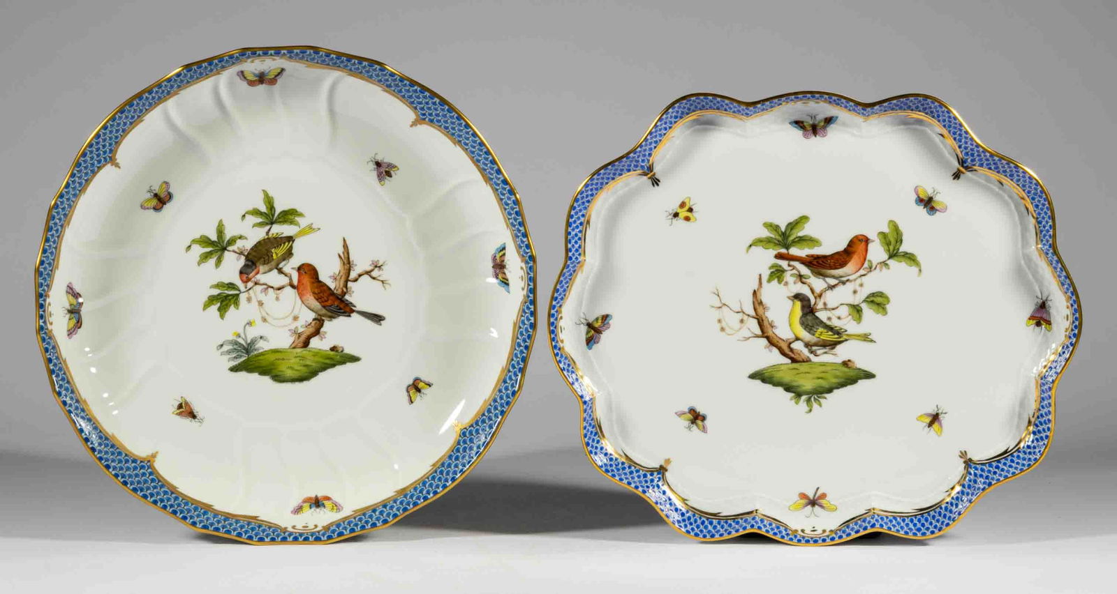 HUNGARIAN HEREND "ROTHSCHILD BIRD" PORCELAIN TABLE ARTICLES, LOT OF TWO (1 of 2)