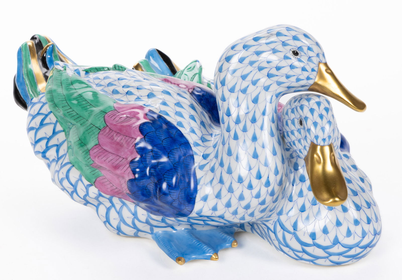 HUNGARIAN HEREND PORCELAIN FISHNET DUCK FIGURAL GROUP (1 of 2)