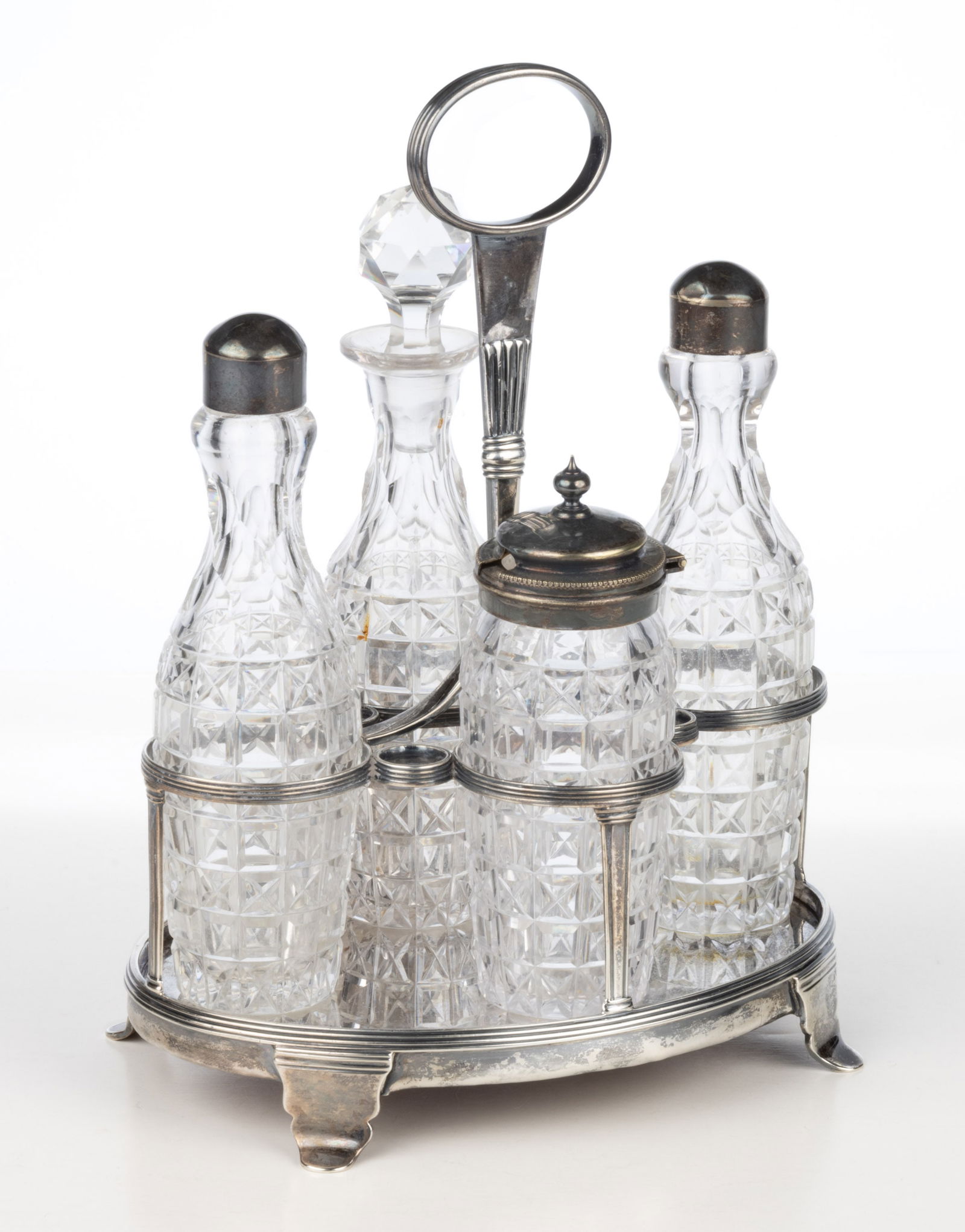 ENGLISH GEORGIAN STERLING SILVER EGG / CRUET STAND: ENGLISH GEORGIAN STERLING SILVER EGG / CRUET STAND, oval base with walnut wood underside raised on four tab feet, top with four round holders for bottles or egg cups, alternating with small rings prob