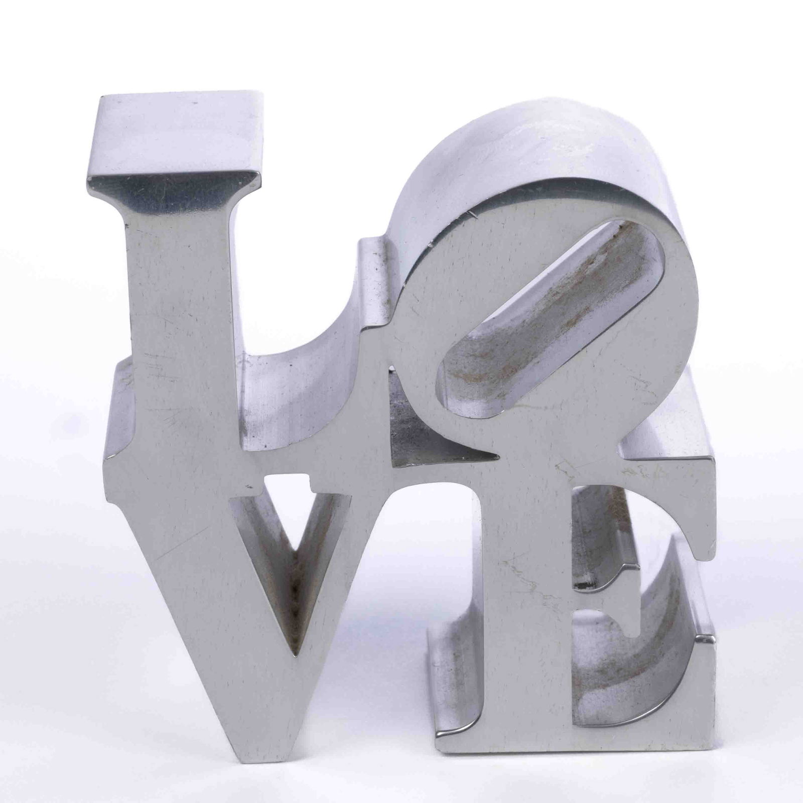 ROBERT INDIANA (AMERICAN, 1928-2018) POP ART LOVE PAPERWEIGHT (1 of 2)