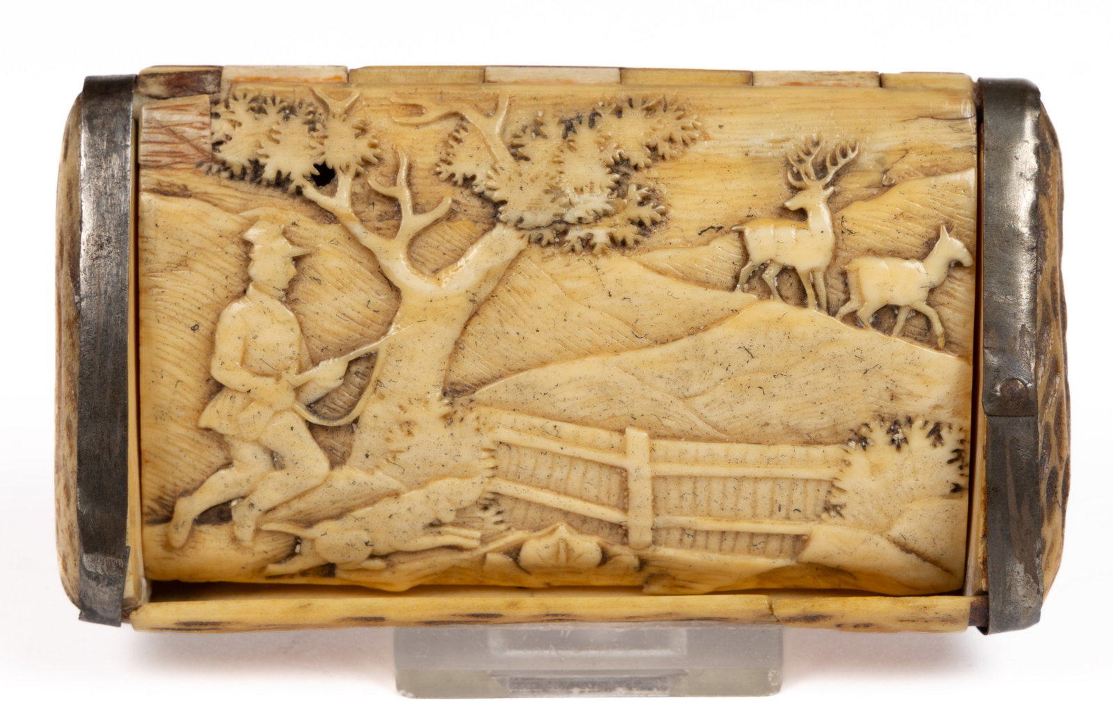 GERMAN CARVED STAG ANTLER / HORN SNUFF / TOBACCO BOX (1 of 4)