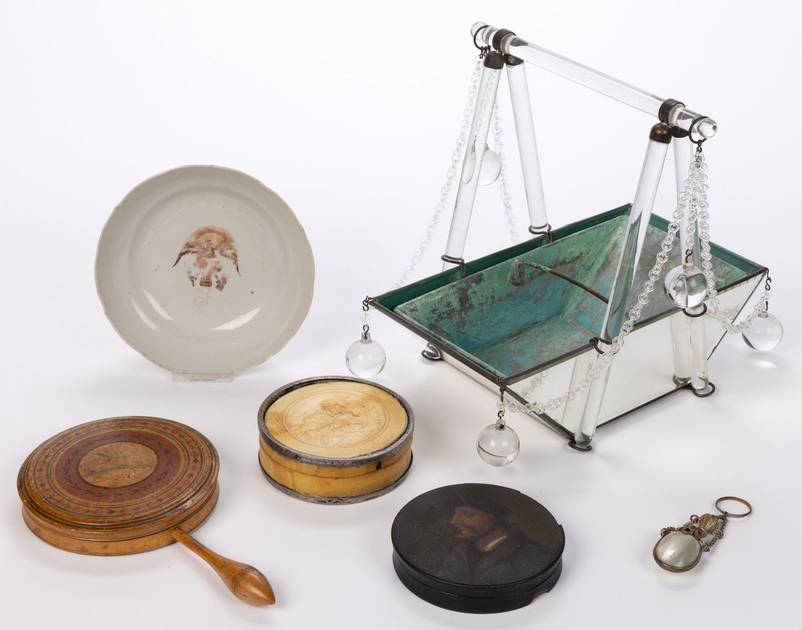 ASSORTED ANTIQUE DECORATIVE OBJECTS, LOT OF SIX: ASSORTED ANTIQUE DECORATIVE OBJECTS, LOT OF SIX, comprising a Tunbridge hand mirror with a removable cover featuring a map to the center, labeled "The Environs of Brighthelmstone. Published