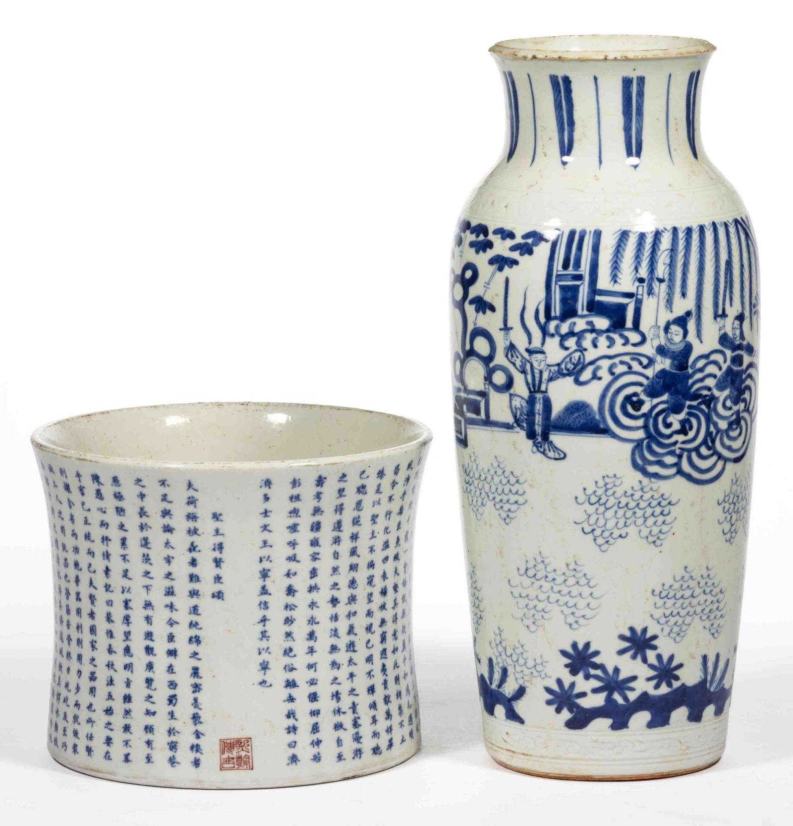 CHINESE EXPORT PORCELAIN BLUE AND WHITE ARTICLES, LOT OF TWO (1 of 6)