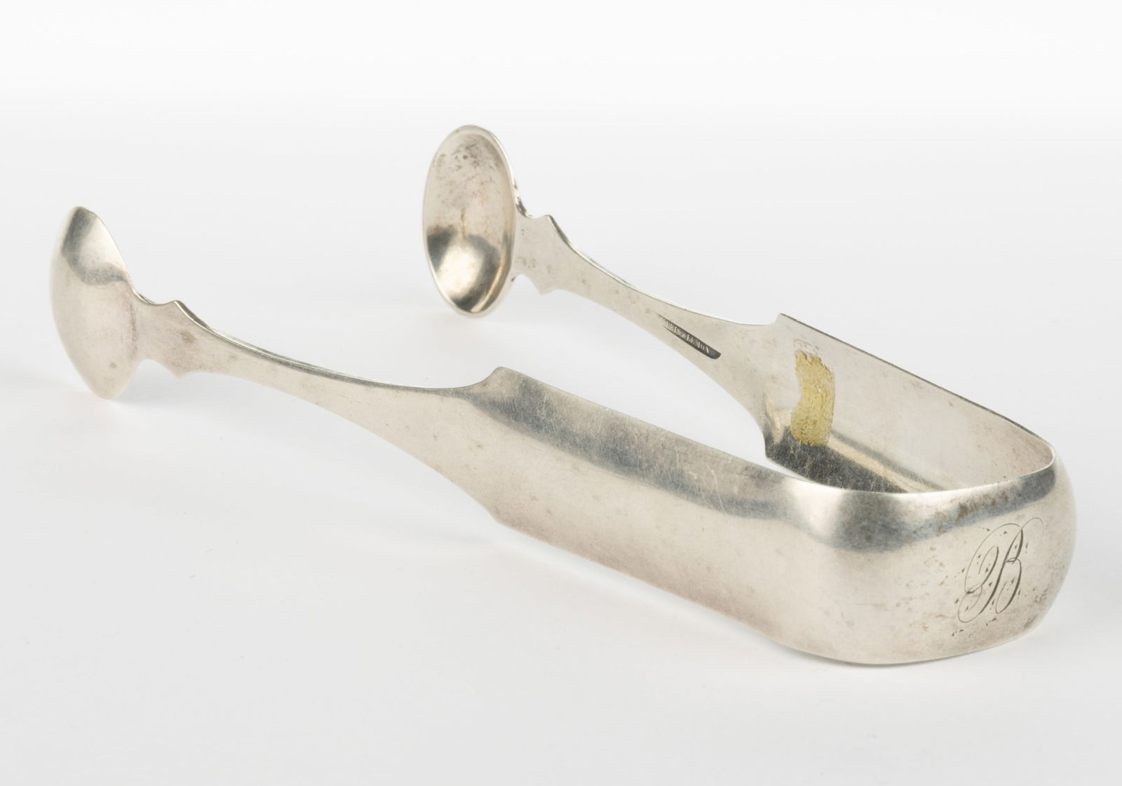 HARRIS & LEMON, LOUISVILLE, KENTUCKY COIN SILVER SUGAR TONGS (1 of 2)