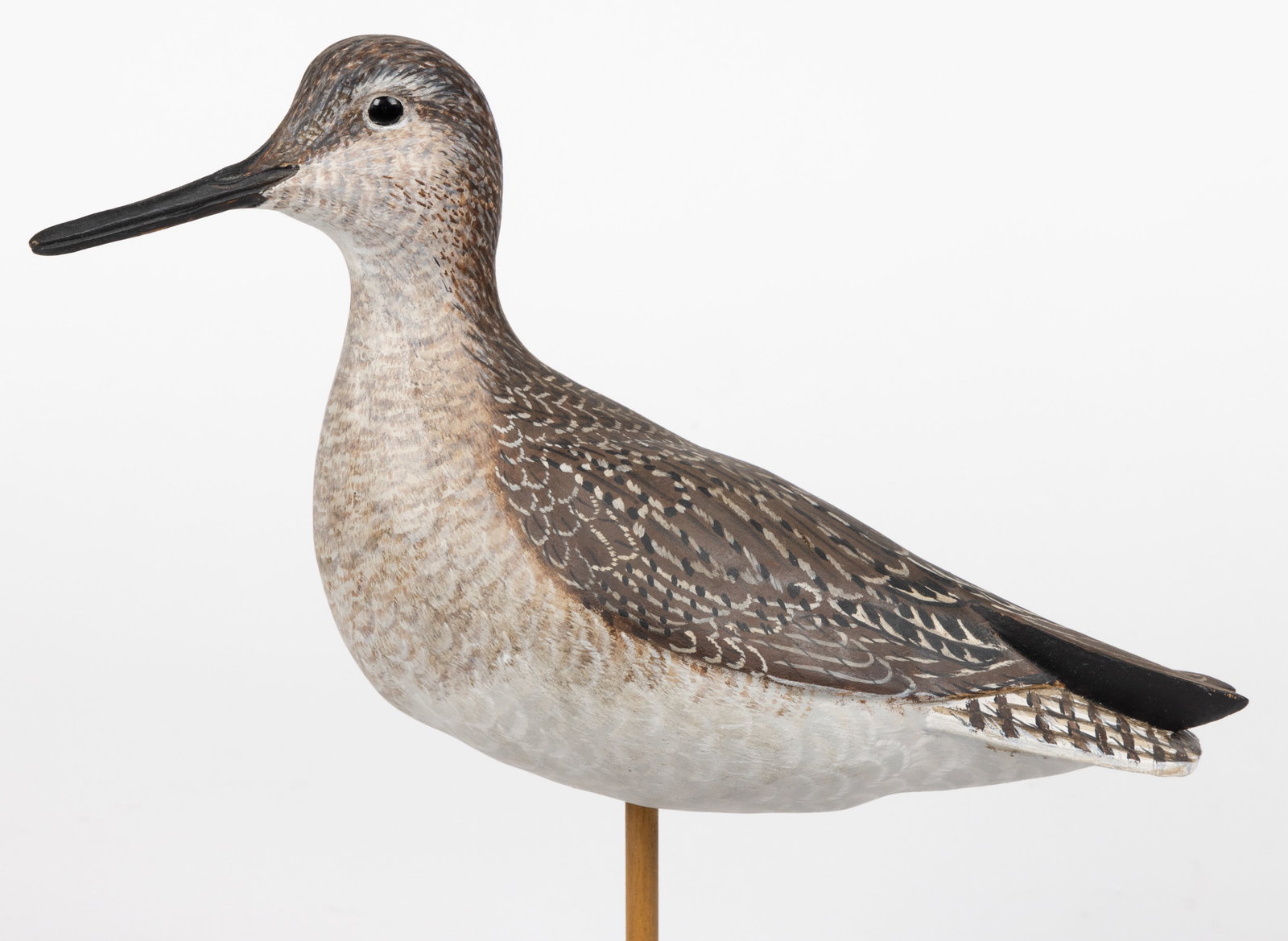 ROBERT "BOB" MORELAND (VIRGINIA) CARVED AND PAINTED YELLOW LEGS: ROBERT "BOB" MORELAND (VIRGINIA) CARVED AND PAINTED YELLOW LEGS, with glass eyes, articulated tail feathers, and finely painted surface, set on a naturalistic wooden base, signed and dated t