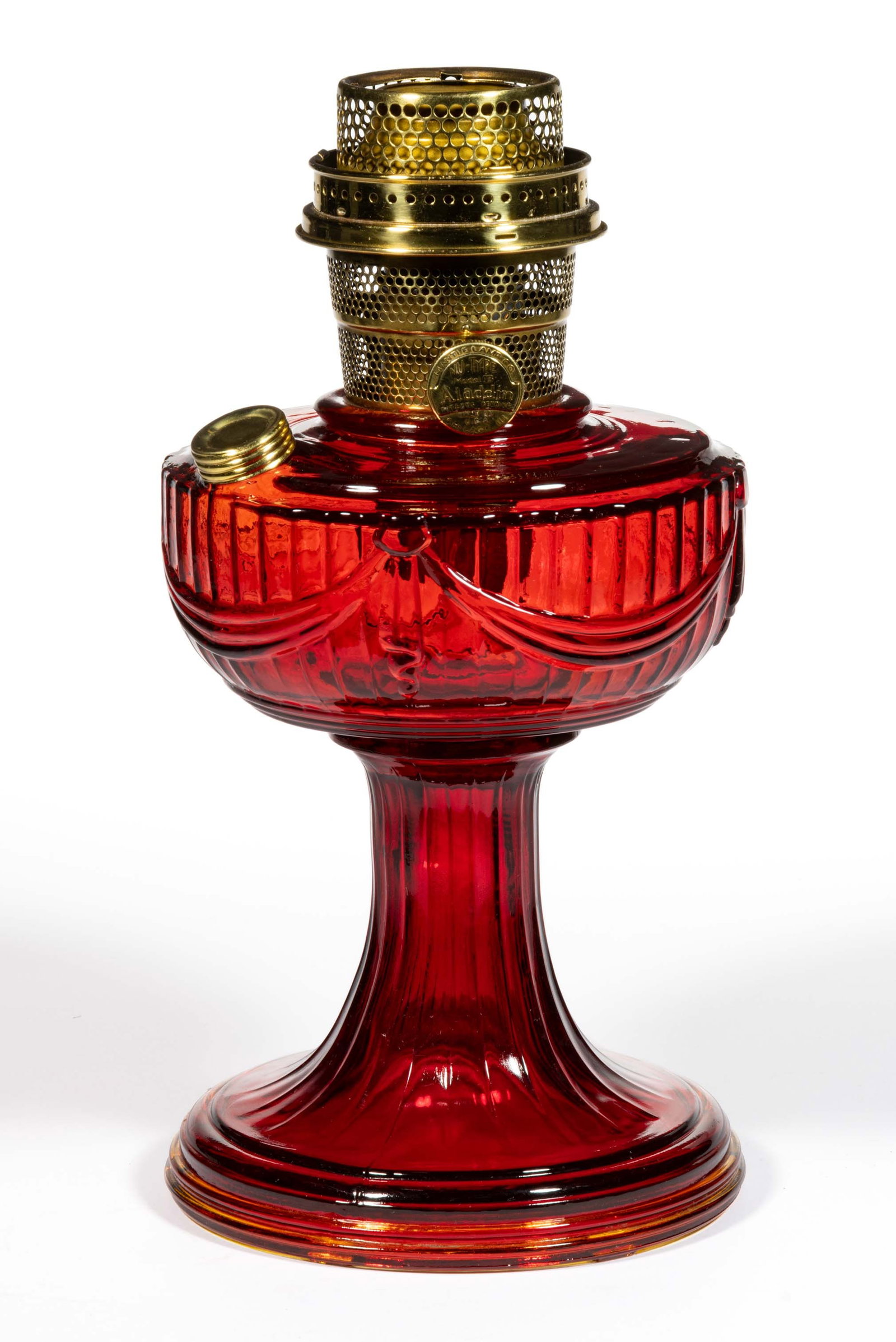 ALADDIN MODEL B-62 / SHORT LINCOLN DRAPE KEROSENE STAND (1 of 1)