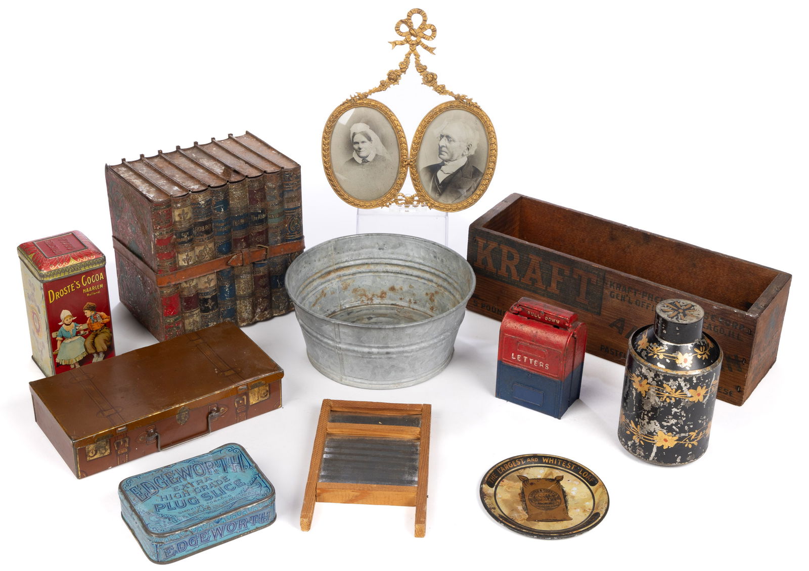 ASSORTED ADVERTISING AND DOMESTIC ARTICLES, LOT OF 11 (1 of 3)