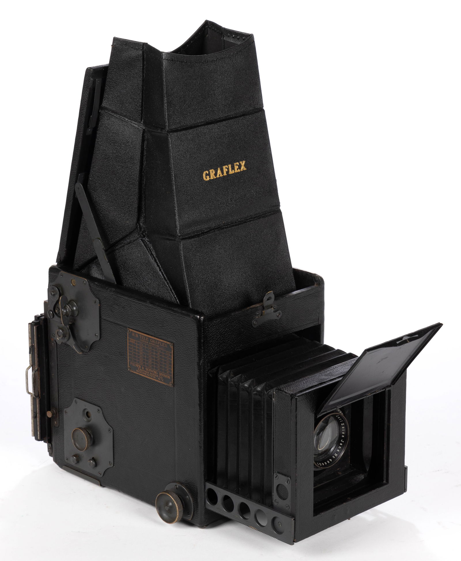 ANTIQUE FOLMER & SCHWING RB TELE GRAFLEX CAMERA: ANTIQUE FOLMER & SCHWING RB TELE GRAFLEX CAMERA, black leather-coated wood hardware and dark gray-painted brass trim/components, revolving Graflex back accepting 4" x 5" film curren