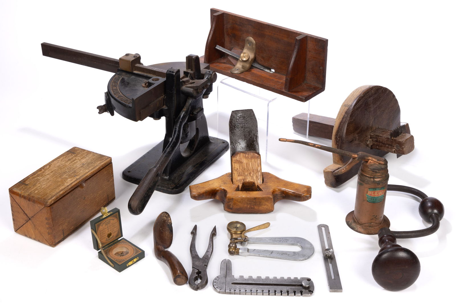 ASSORTED HAND TOOLS AND ACCESSORIES, LOT OF 12 (1 of 3)