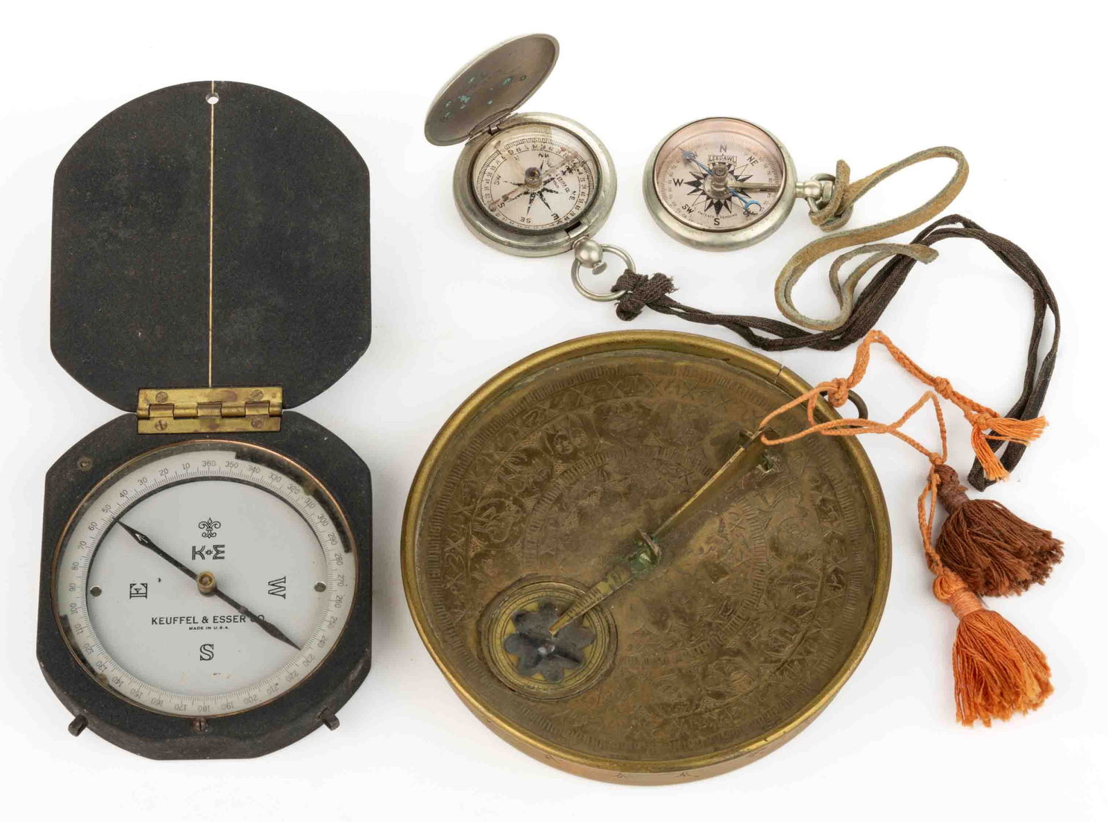 ASSORTED ANTIQUE / VINTAGE COMPASSES, LOT OF FOUR (1 of 1)