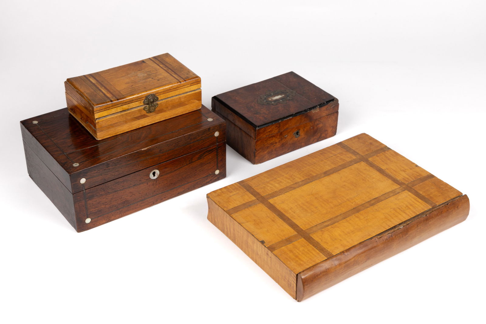 AMERICAN / EUROPEAN WOODEN INLAID BOXES, LOT OF FOUR (1 of 5)