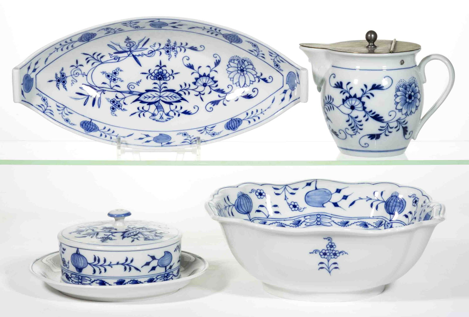 GERMAN MEISSEN PORCELAIN "BLUE ONION" TABLE ARTICLES, LOT OF FOUR (1 of 2)