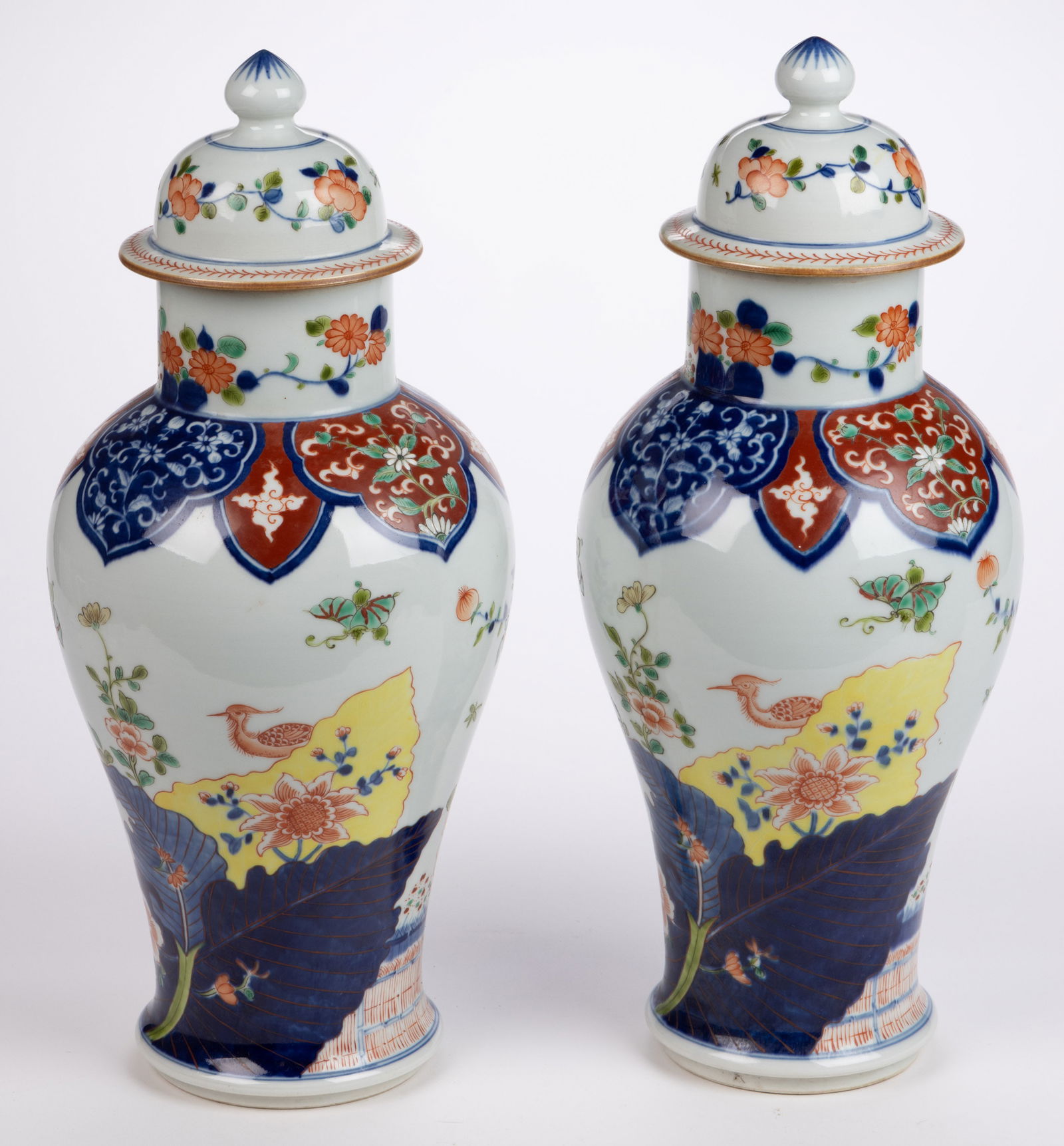 CHINESE EXPORT PORCELAIN PAIR OF COVERED URNS (1 of 6)